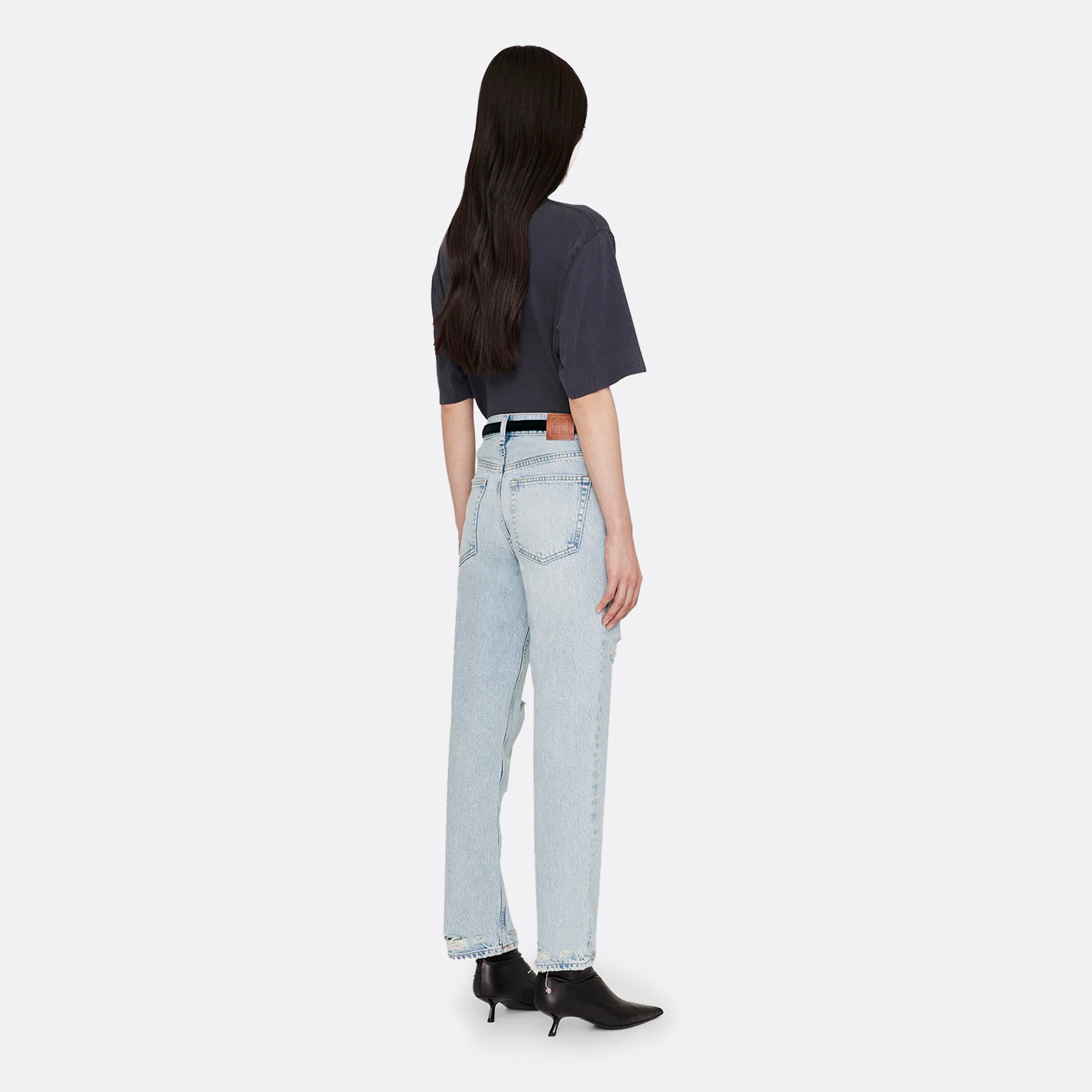 Anine-Bing_ELLIS-ROSCH_Avi Tee Collegiate Leopard