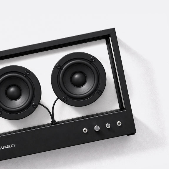 ELLIS ROSCH Lifestyle features a curated selection of design objects and refined essentials. Discover wine, speakers, candles, and interior pieces where craftsmanship, atmosphere, and contemporary living come together.