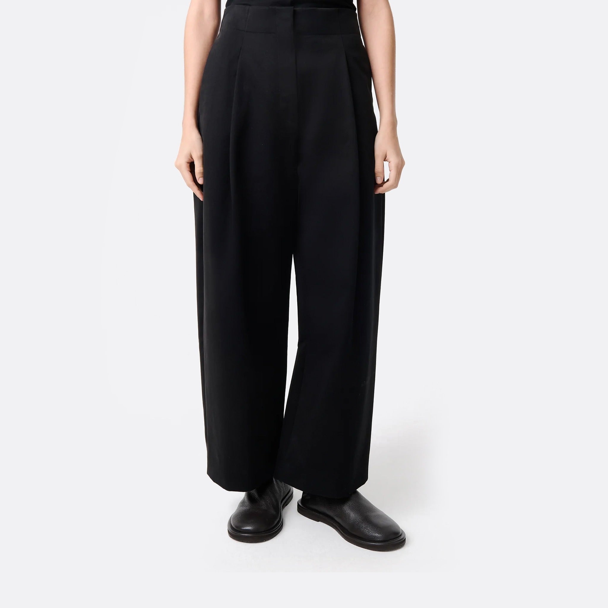 The Dordoni Volume Pants from Studio Nicholson in Black