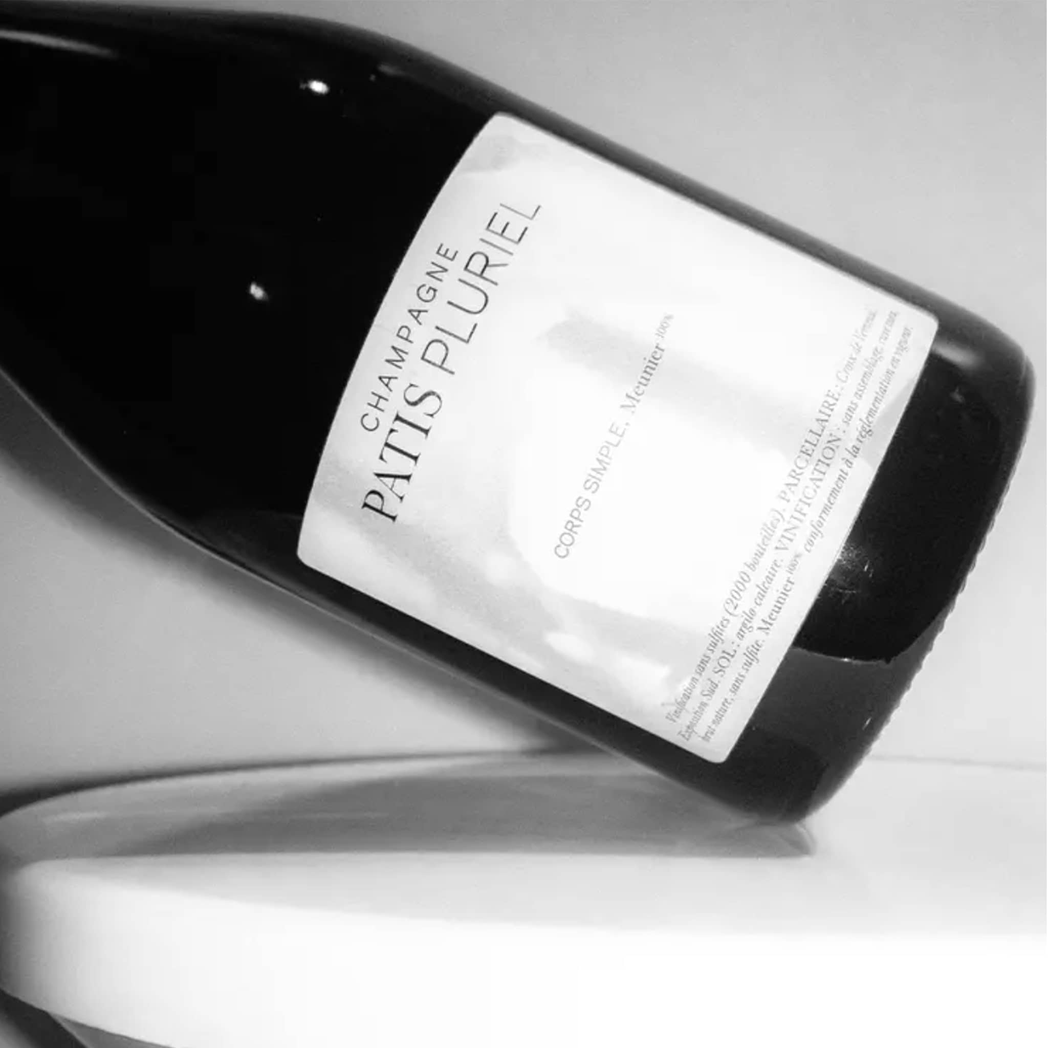 Corps Simple Champagne by Paris Pluriel