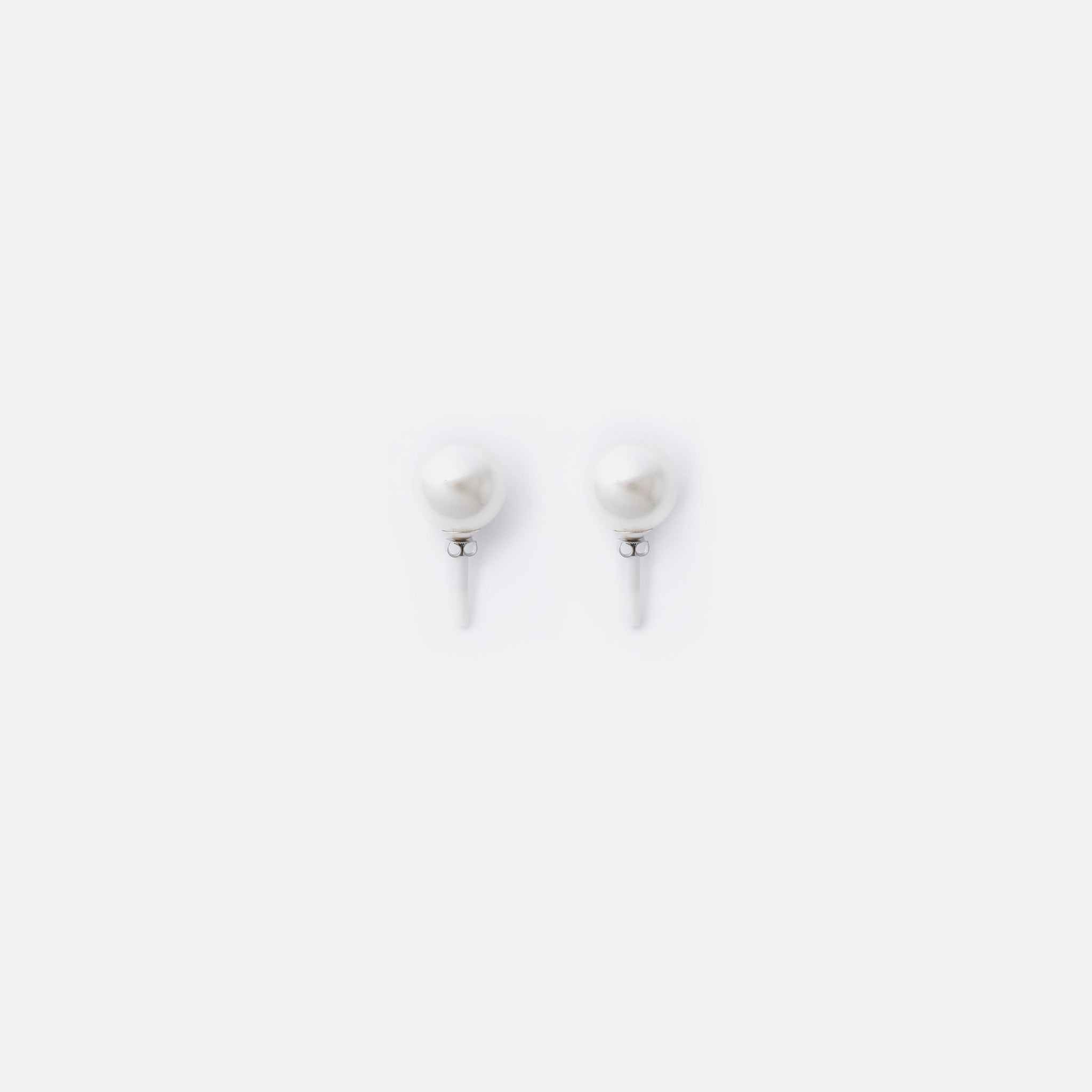Kimhekim Pearl Tear Cat-Eye Sunglasses in Black