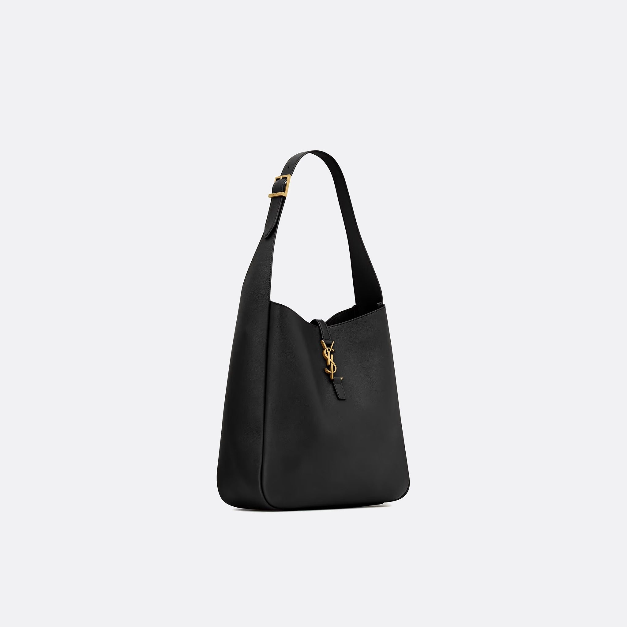 The LE 5 À 7 Supple Large Shoulder Bag from Saint Laurent