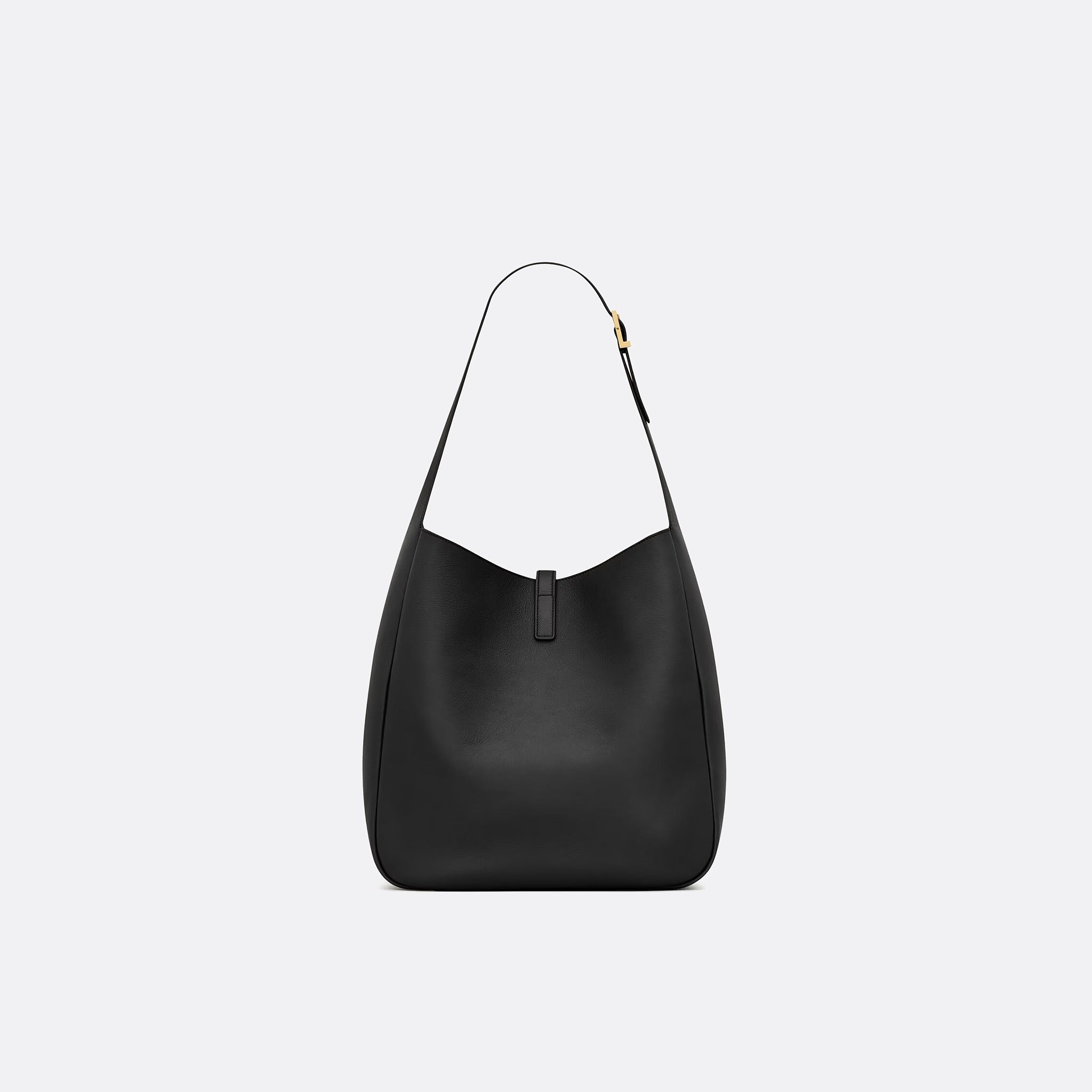 The LE 5 À 7 Supple Large Shoulder Bag from Saint Laurent