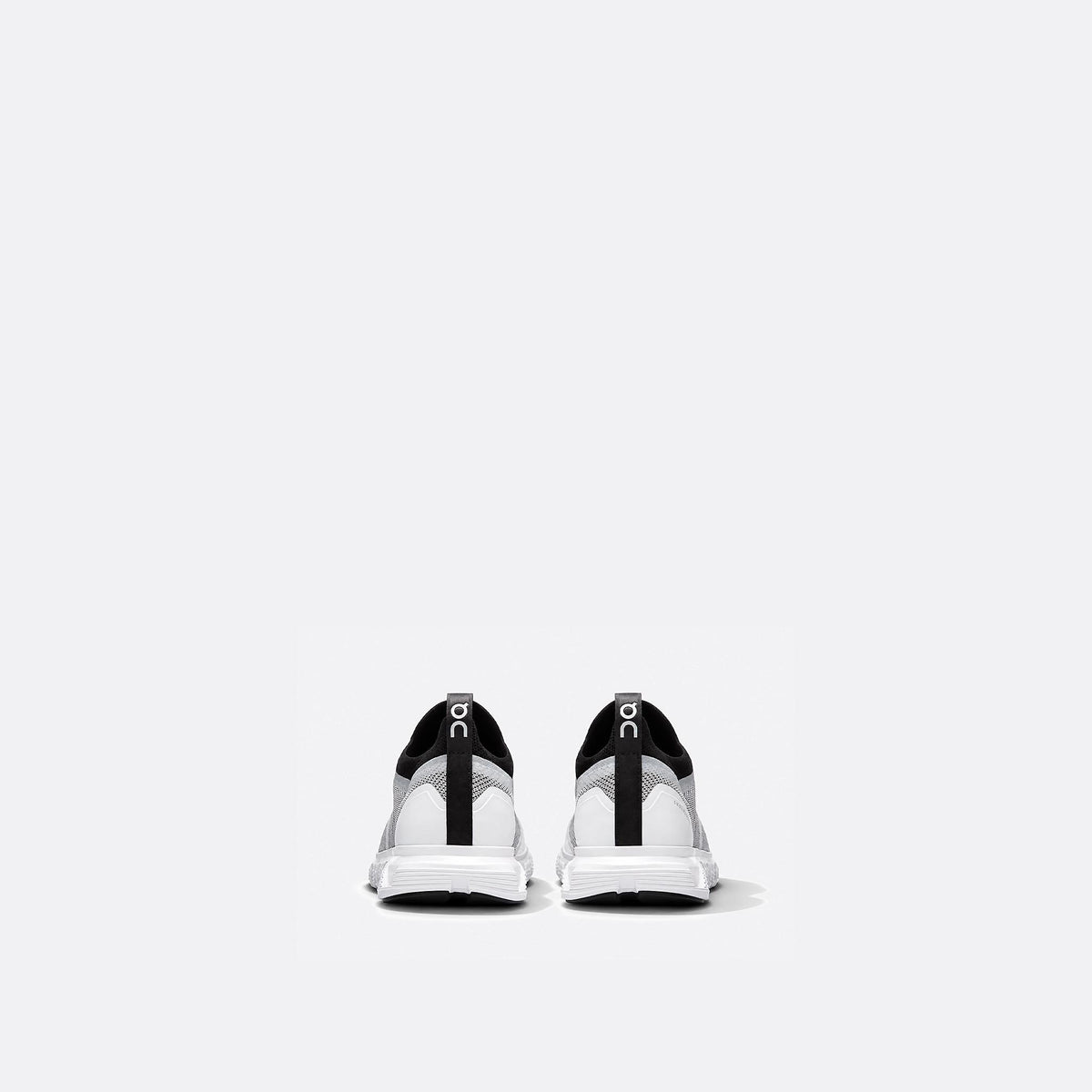 Cloud 6 Versa Sneakers from On