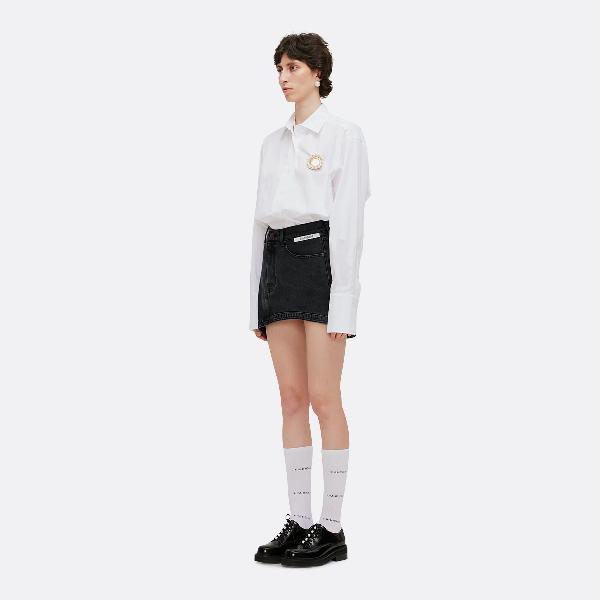 KIMHEKIM Knee-High Socks in White