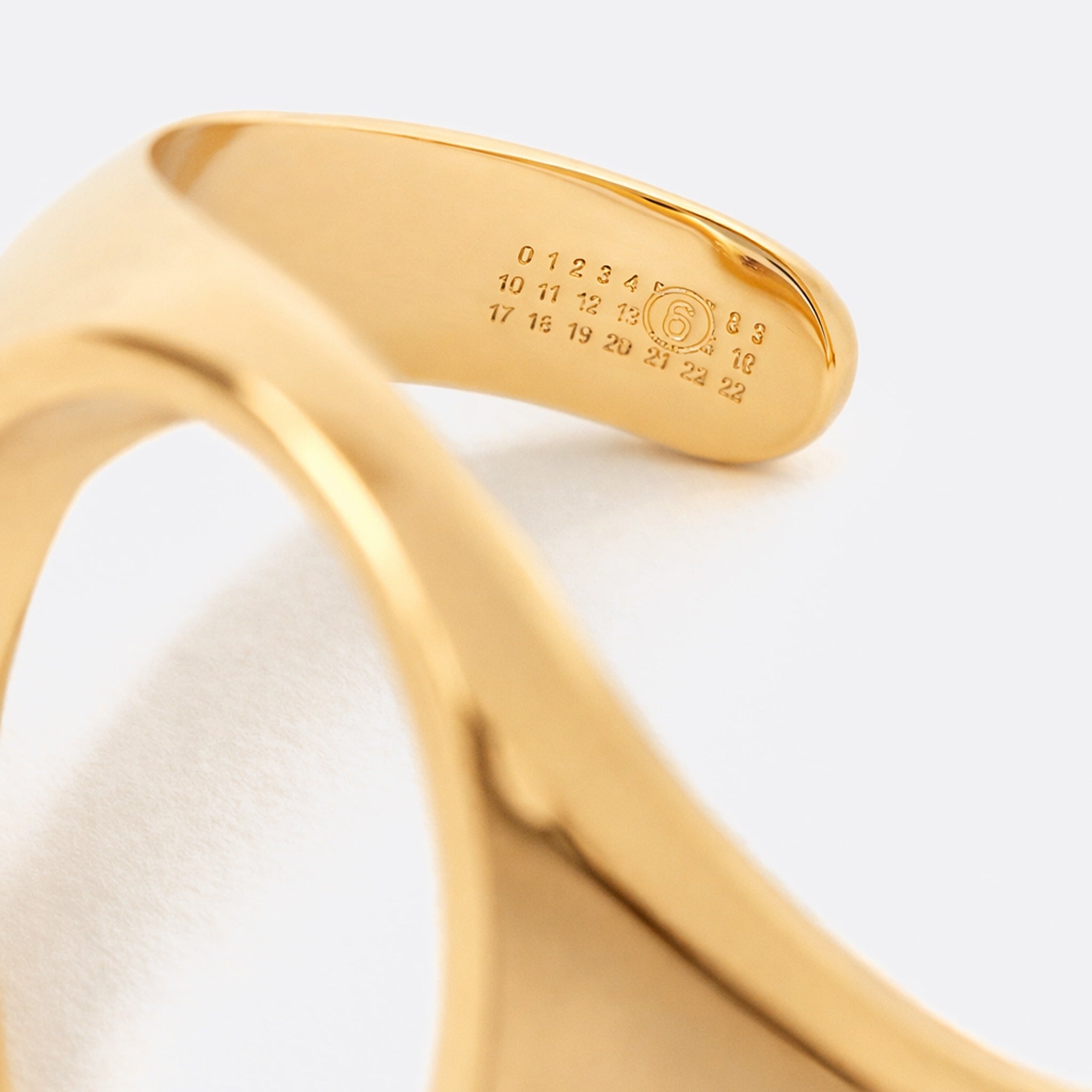Chevalière Bracelet from MM6 Maison Margiela in Gold-tone