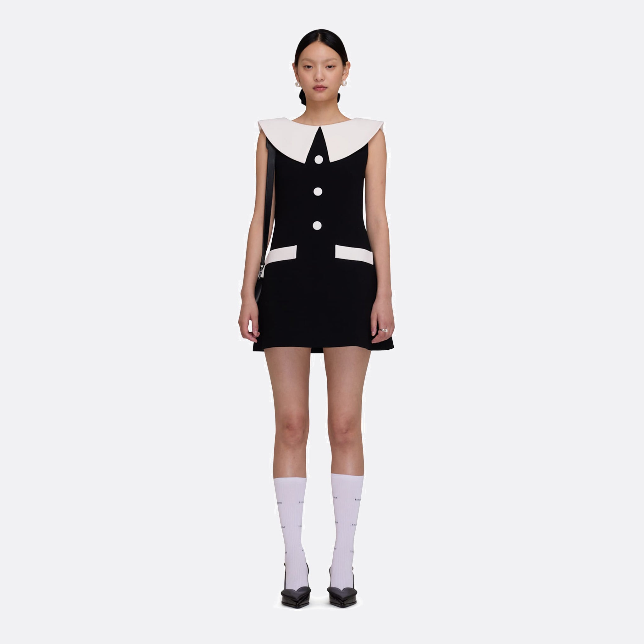 KIMHEKIM Knee-High Socks in White