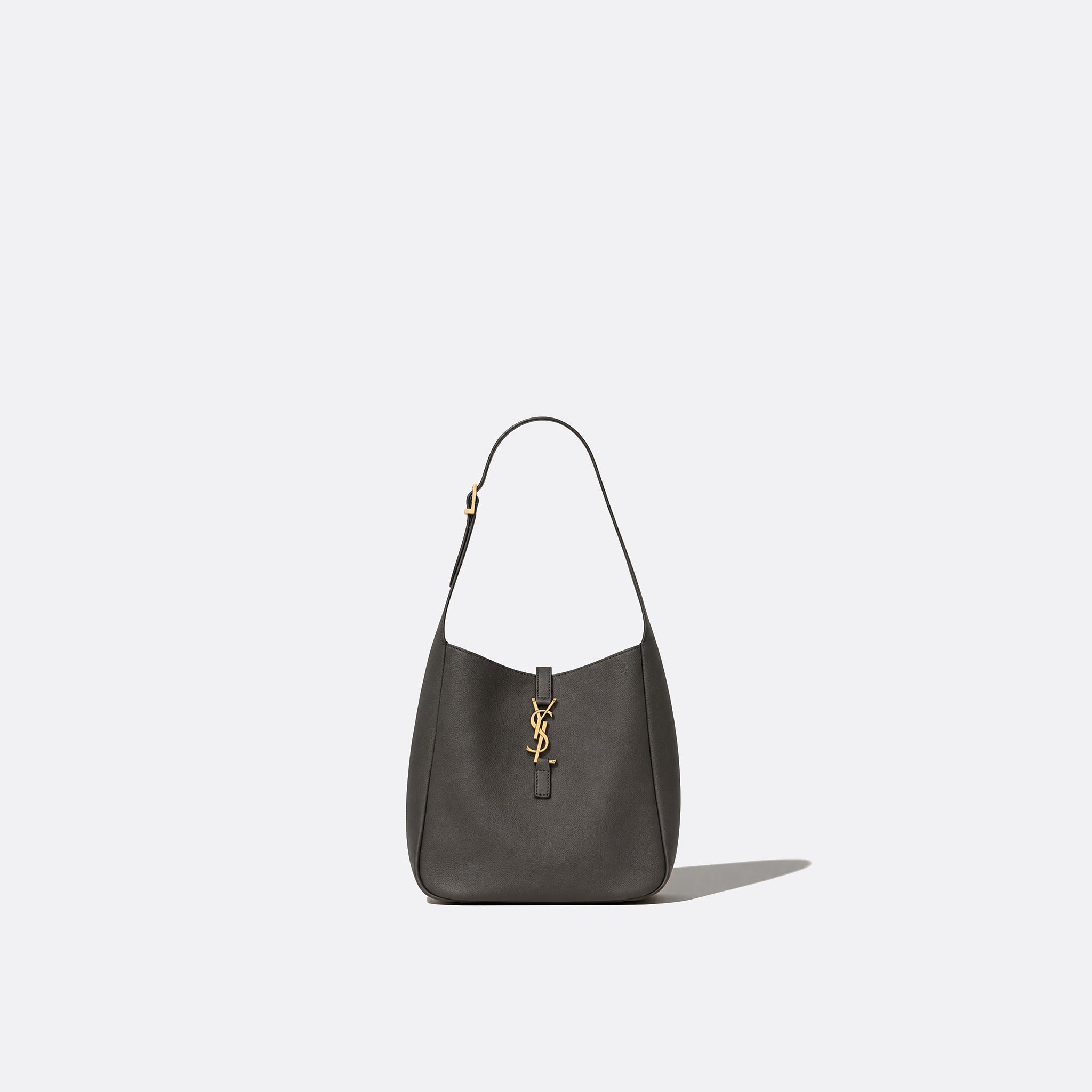 Le 5 à 7 Supple Small Shoulder Bag from Saint Laurent