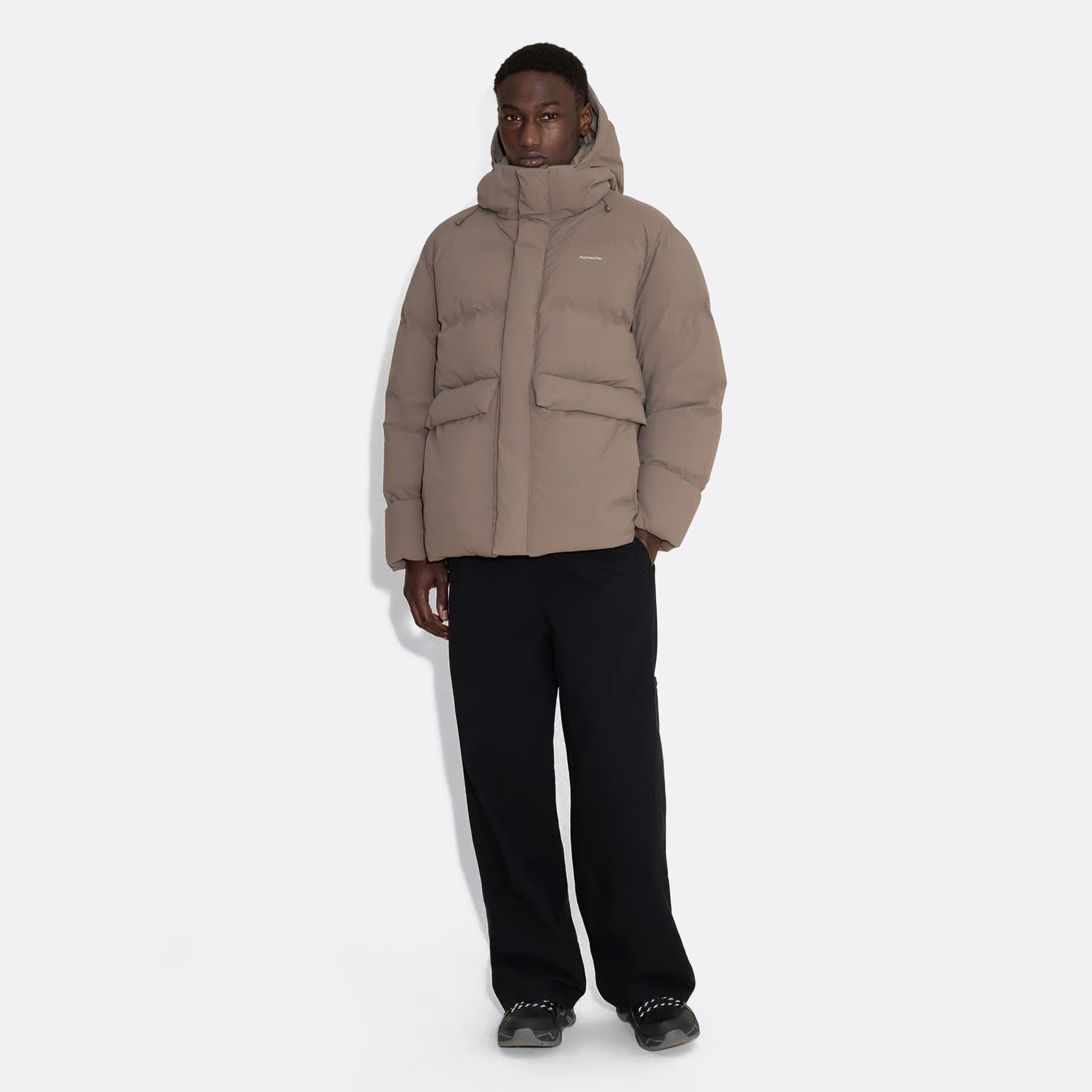 Holzweiler Dovre Down Jacket in Taupe