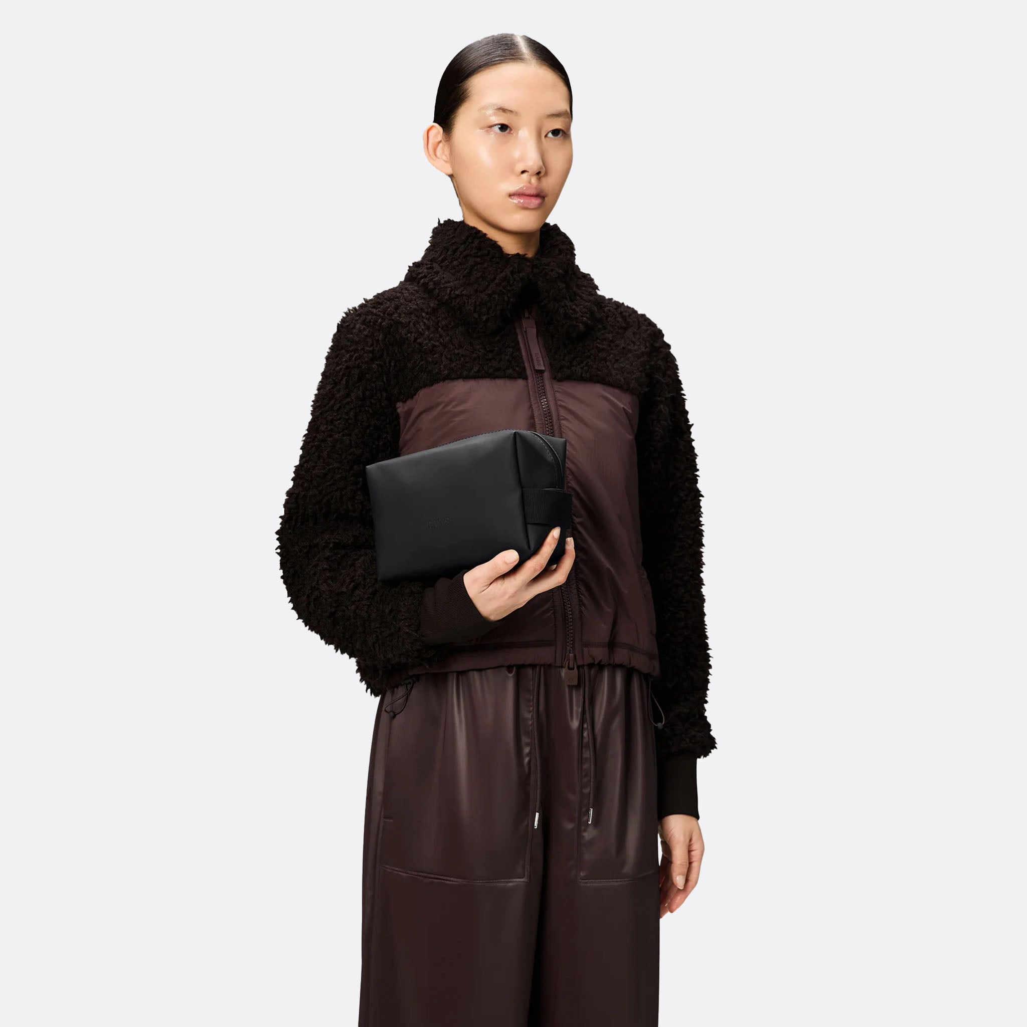 RAINS The Wash Bag Small in Black