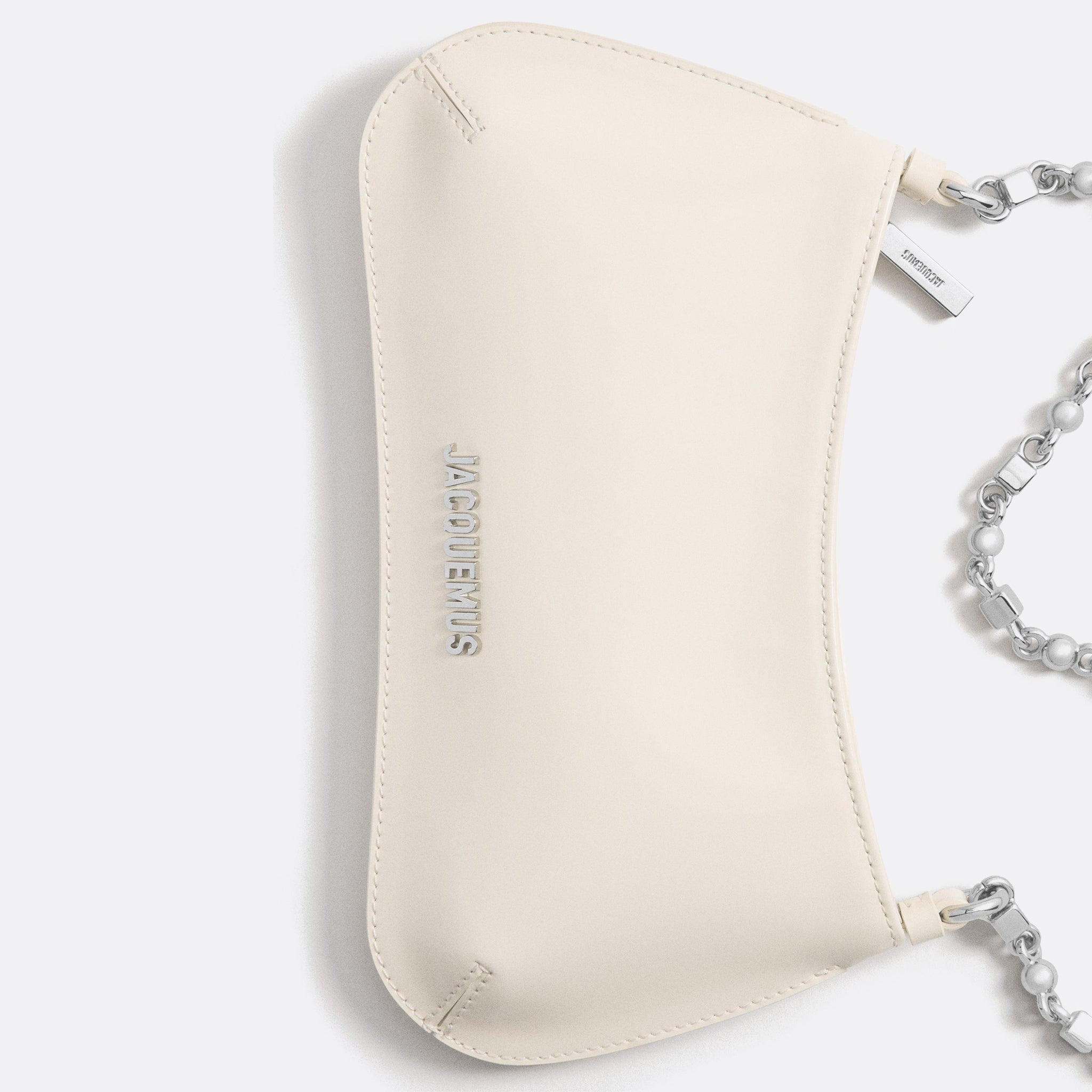 The Bisou Chaine Small Shoulder Bag from Jacquemus