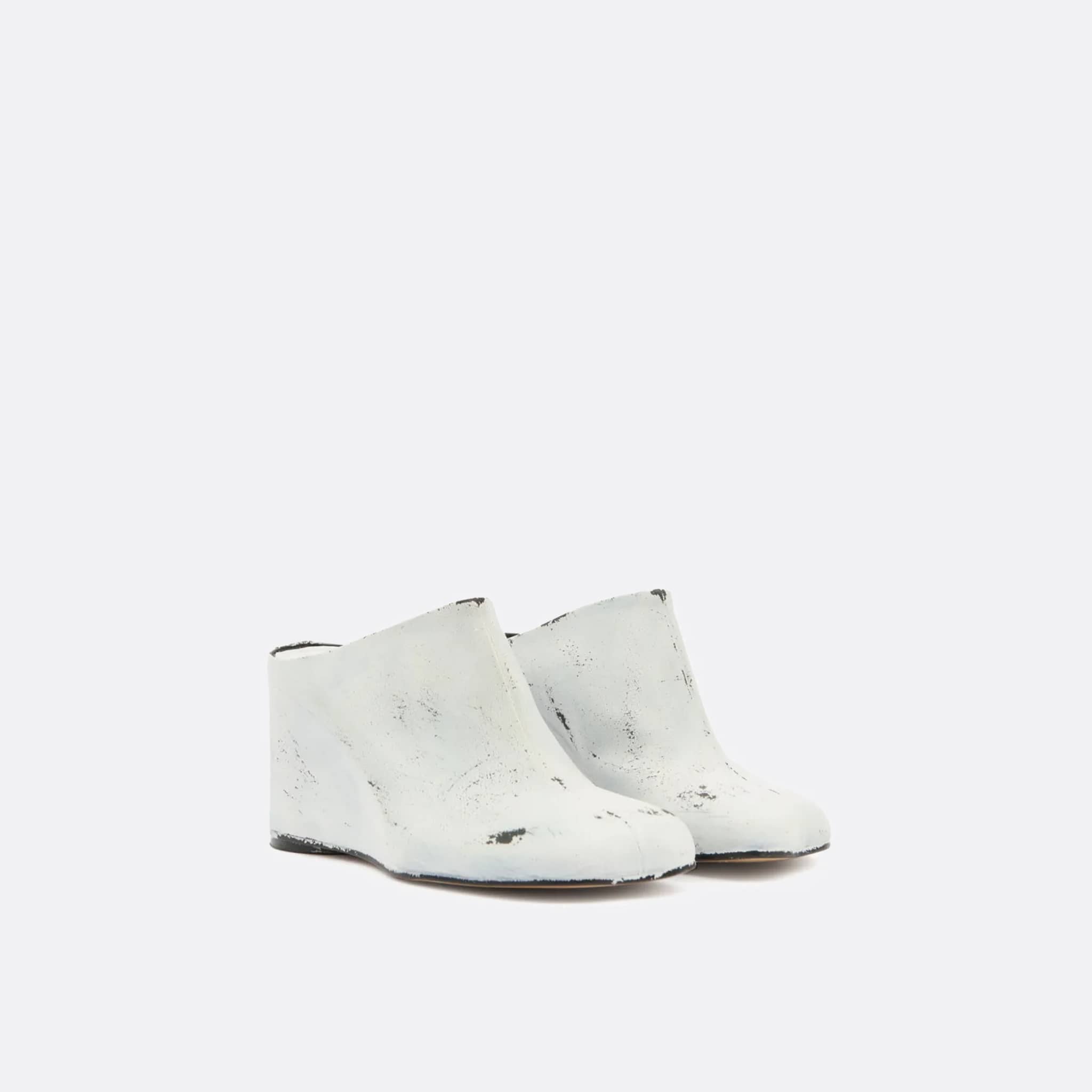Leather Heeled Mules by MM6 Maison Margiela in White