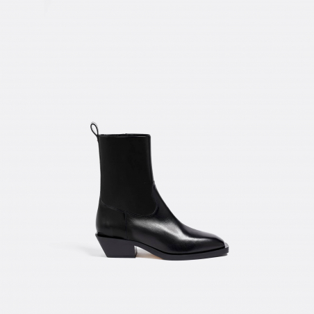 Luis Ankle Boots