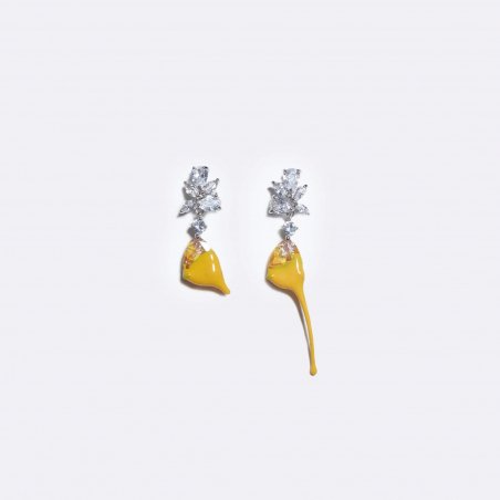 Ottolinger Flower Drop Earrings
