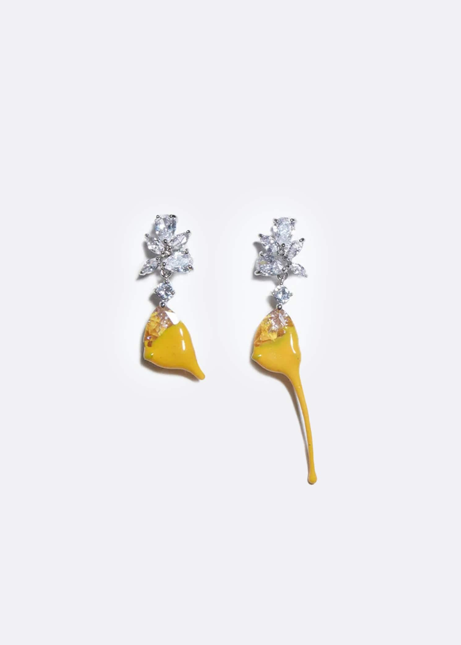 Ottolinger Flower Drop Earrings