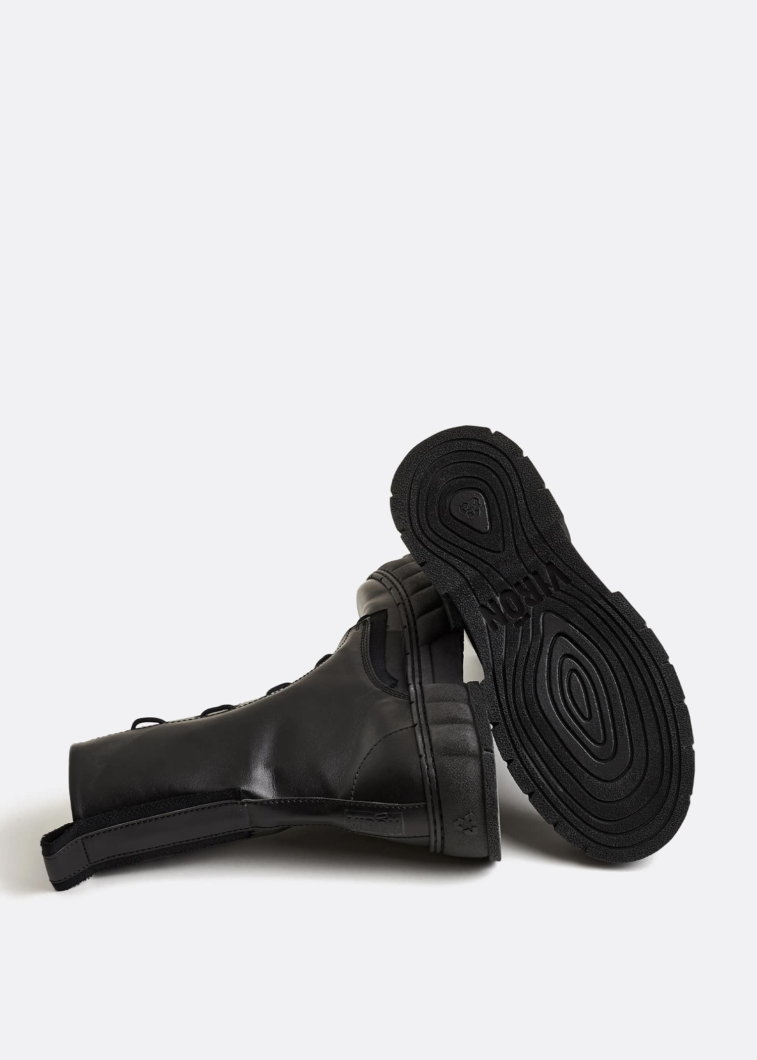 Virón 1992Z Black Apple Boots