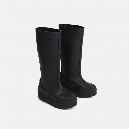 ELLIS-ROSCH_Ottolinger__0000_Rubber Boots Black