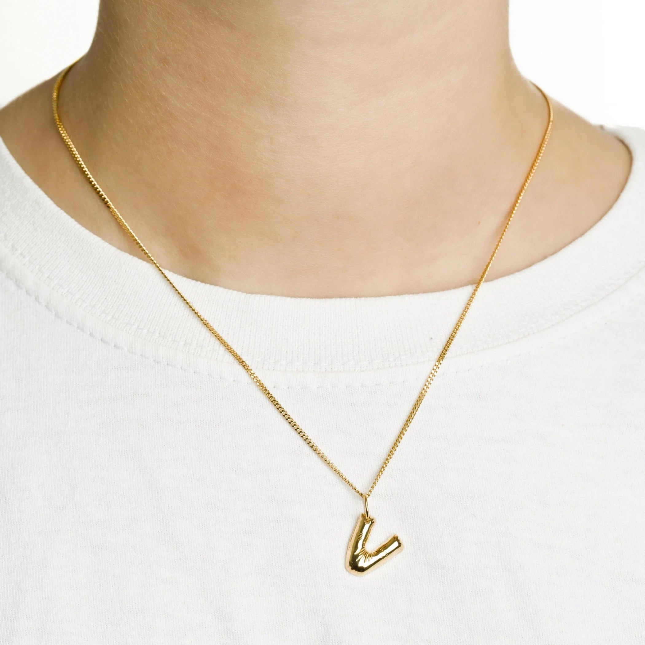 Vibe-Harslof-ELLIS-ROSCH_V-Pendant