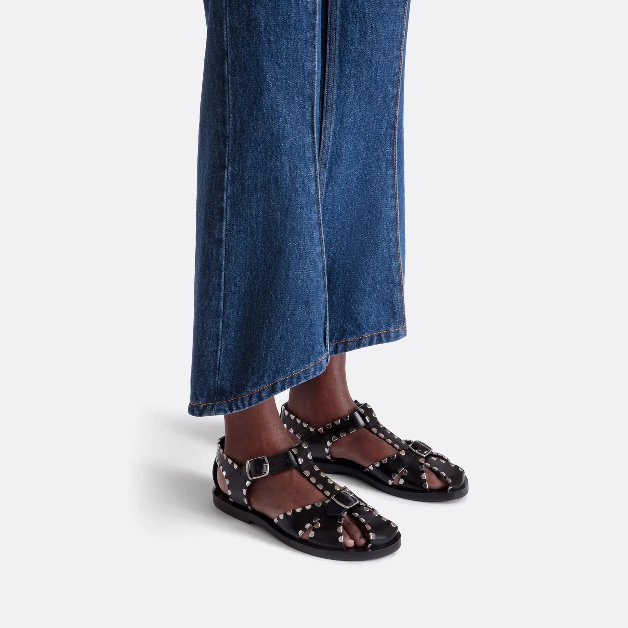 BALLY_WF0043_SalisFlatSandalinBlackLeather