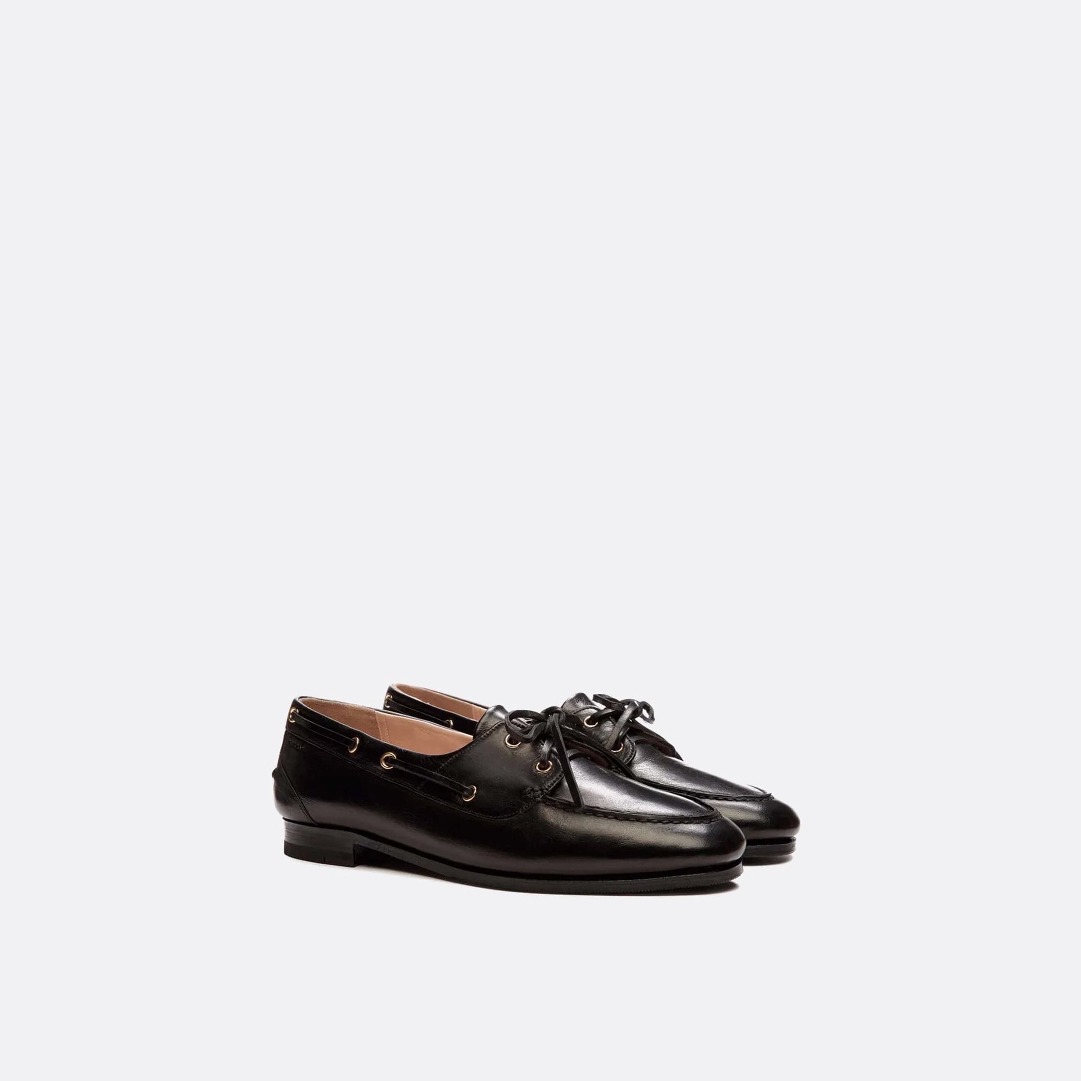 ELLIS-ROSCH_BALLY_WF002V_PlumeMoccasinInBlackLeather
