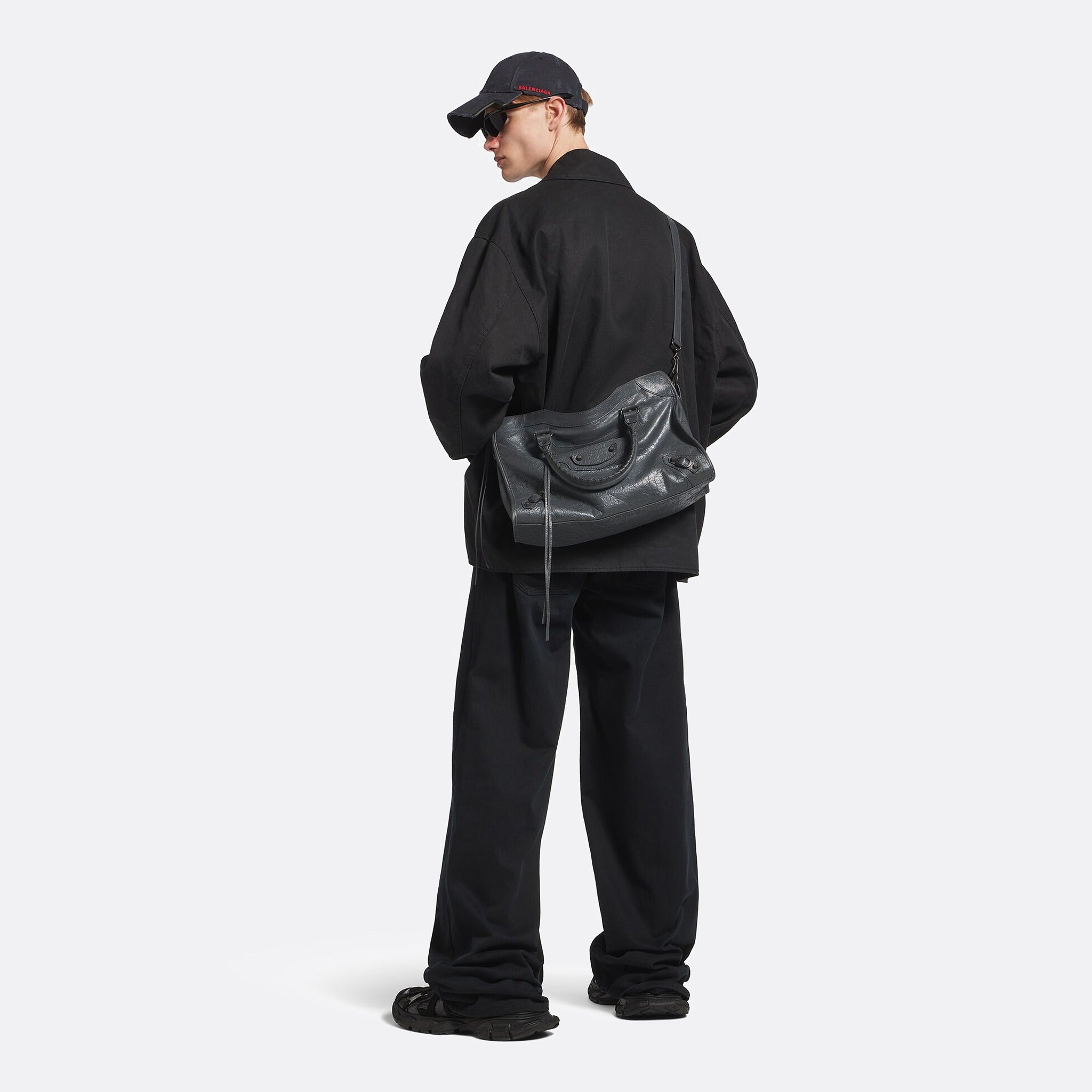 Le City Medium Bag from Balenciaga in Urban Grey