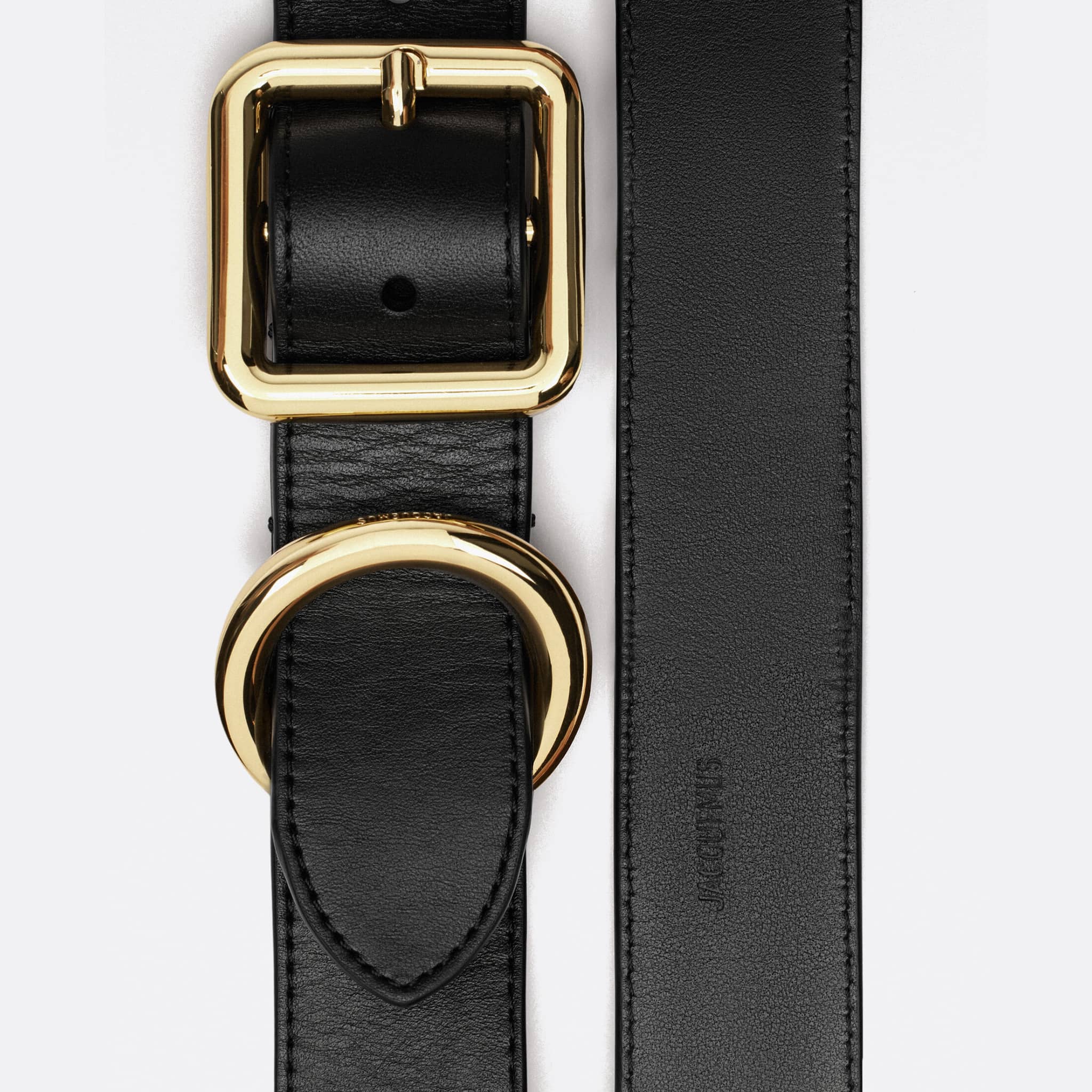 The Le Regalo Belt from Jacquemus in Black