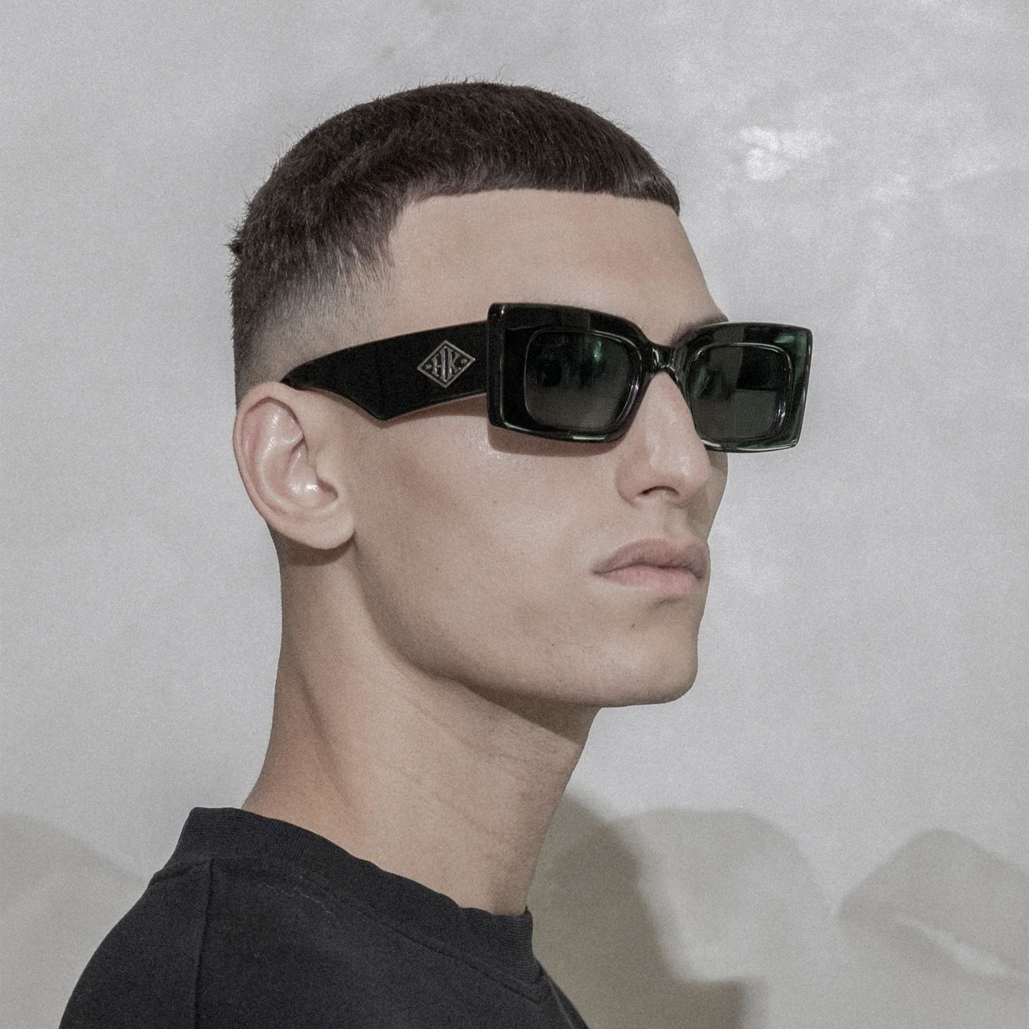 Han Kjøbenhavn Deville Sunglasses in Black