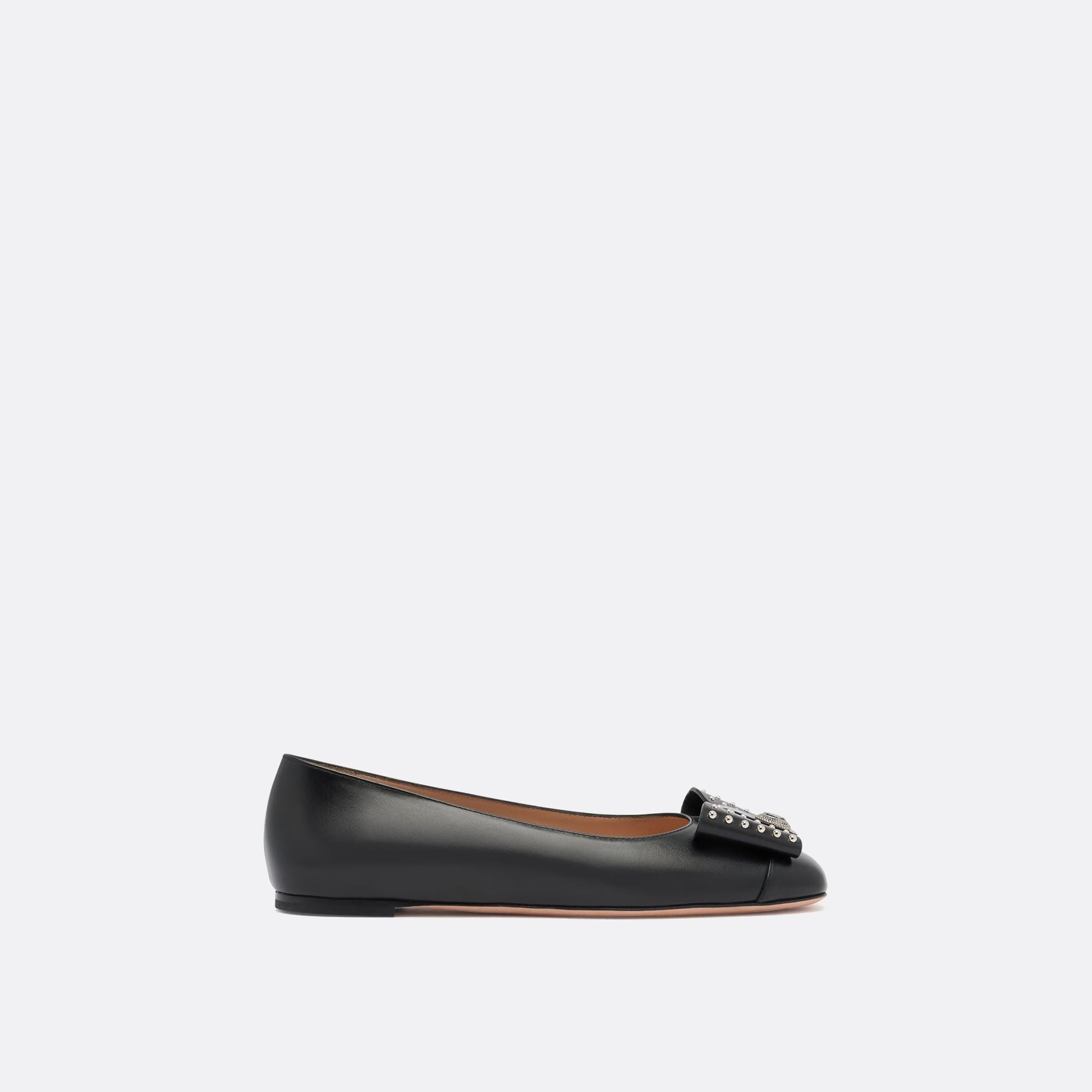 BALLY B-Bow Flat in Black Leather