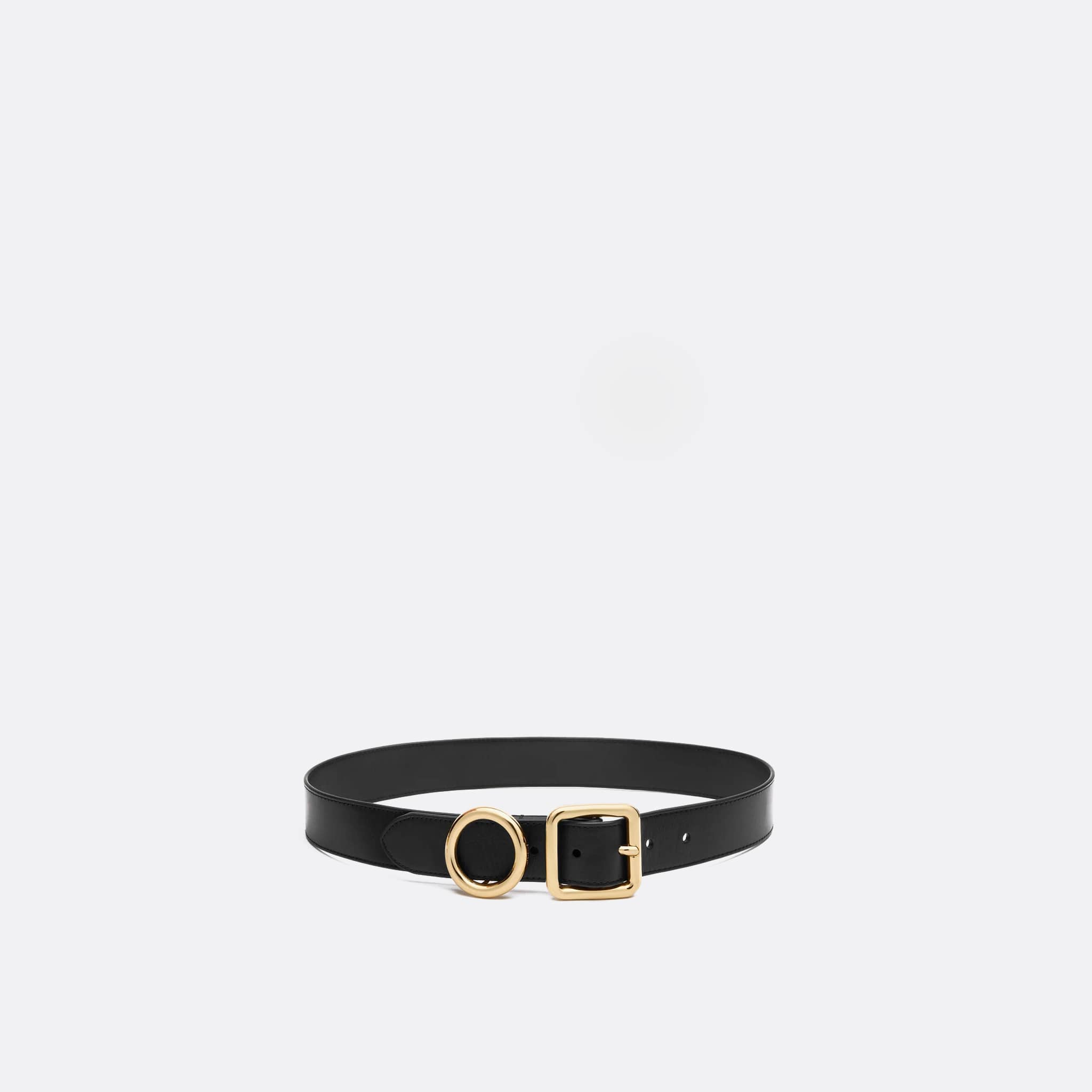 The Le Regalo Belt from Jacquemus in Black