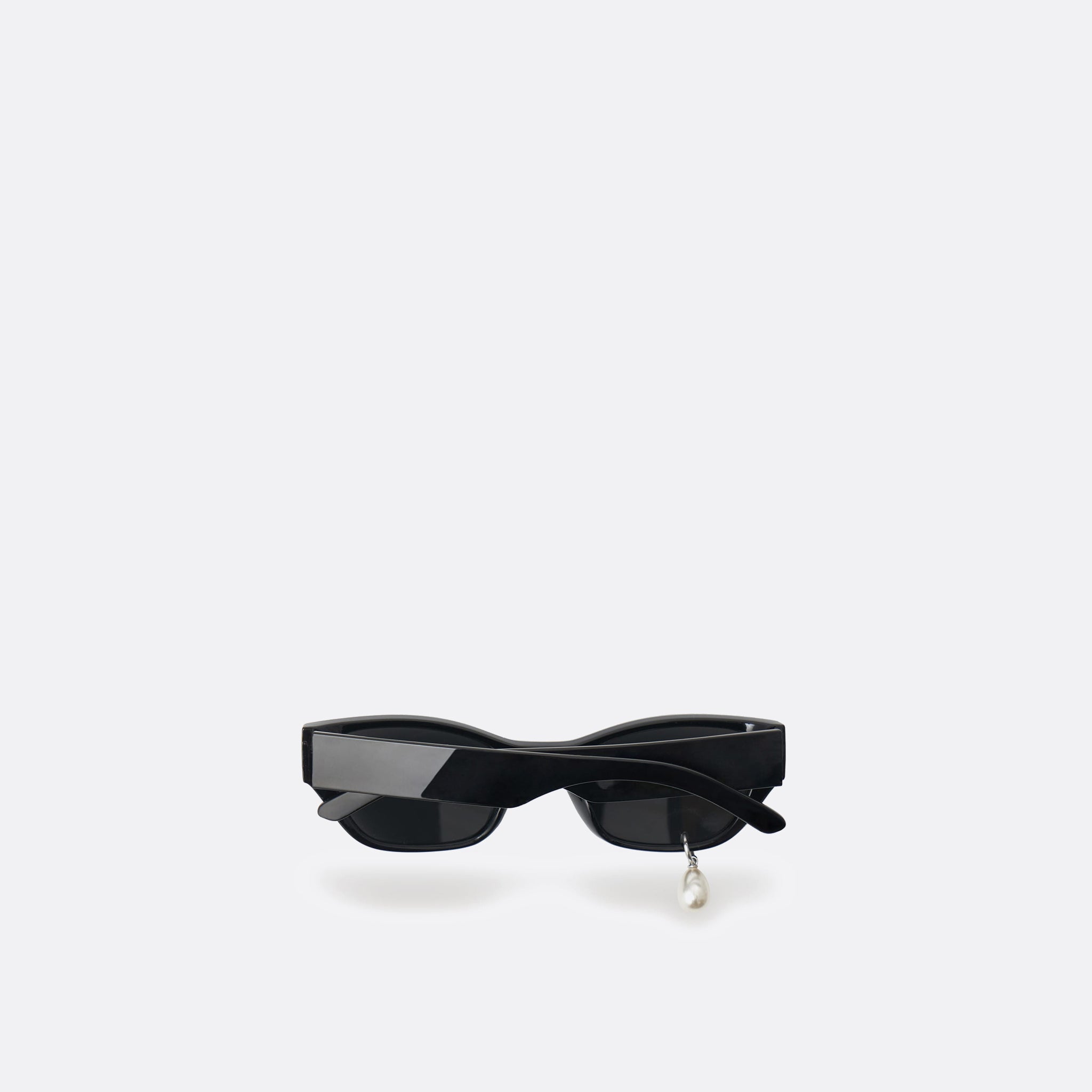 c*♡様 KIMHEKIM PEARL TEAR CAT-EYE SUNGLAS KIMHĒKIM Pearl Tear Cat‑Eye Acetate Sunglasses | Sculptural