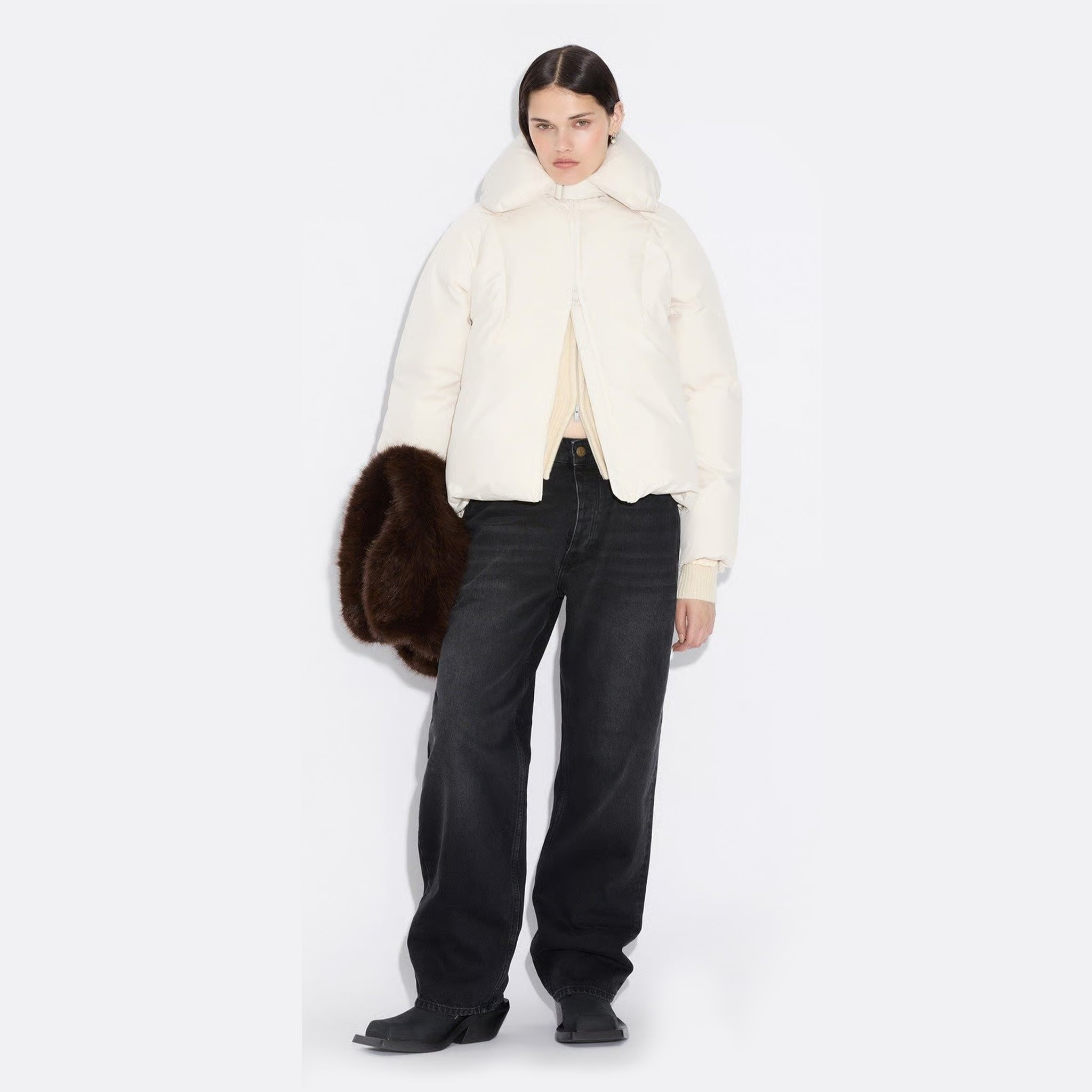 Holzweiler Vikki Down Jacket in Ecru