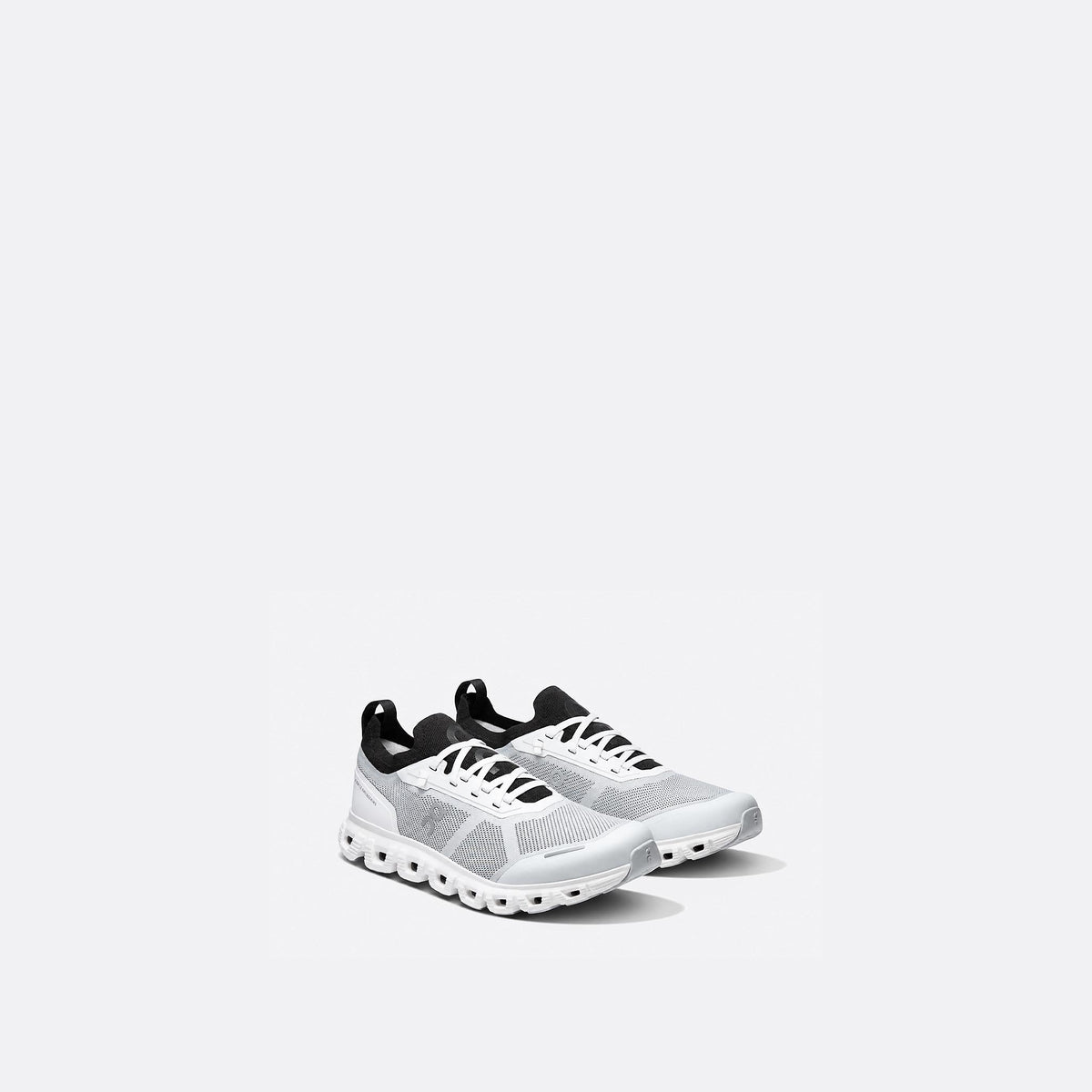  Cloud 6 Versa Sneakers from On 
