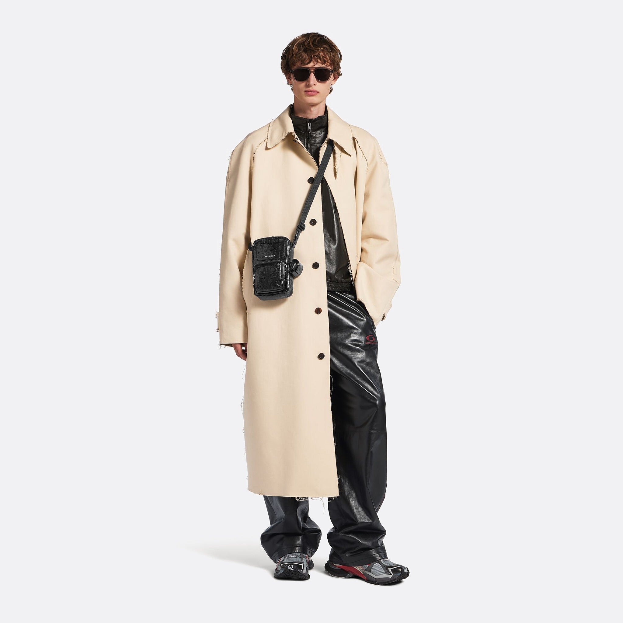 Superbusy Vertical Shoulder Bag from Balenciaga