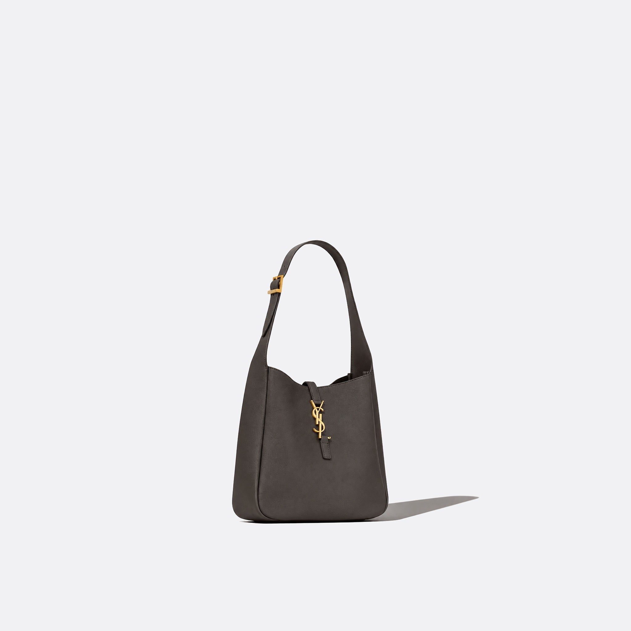 Le 5 à 7 Supple Small Shoulder Bag from Saint Laurent