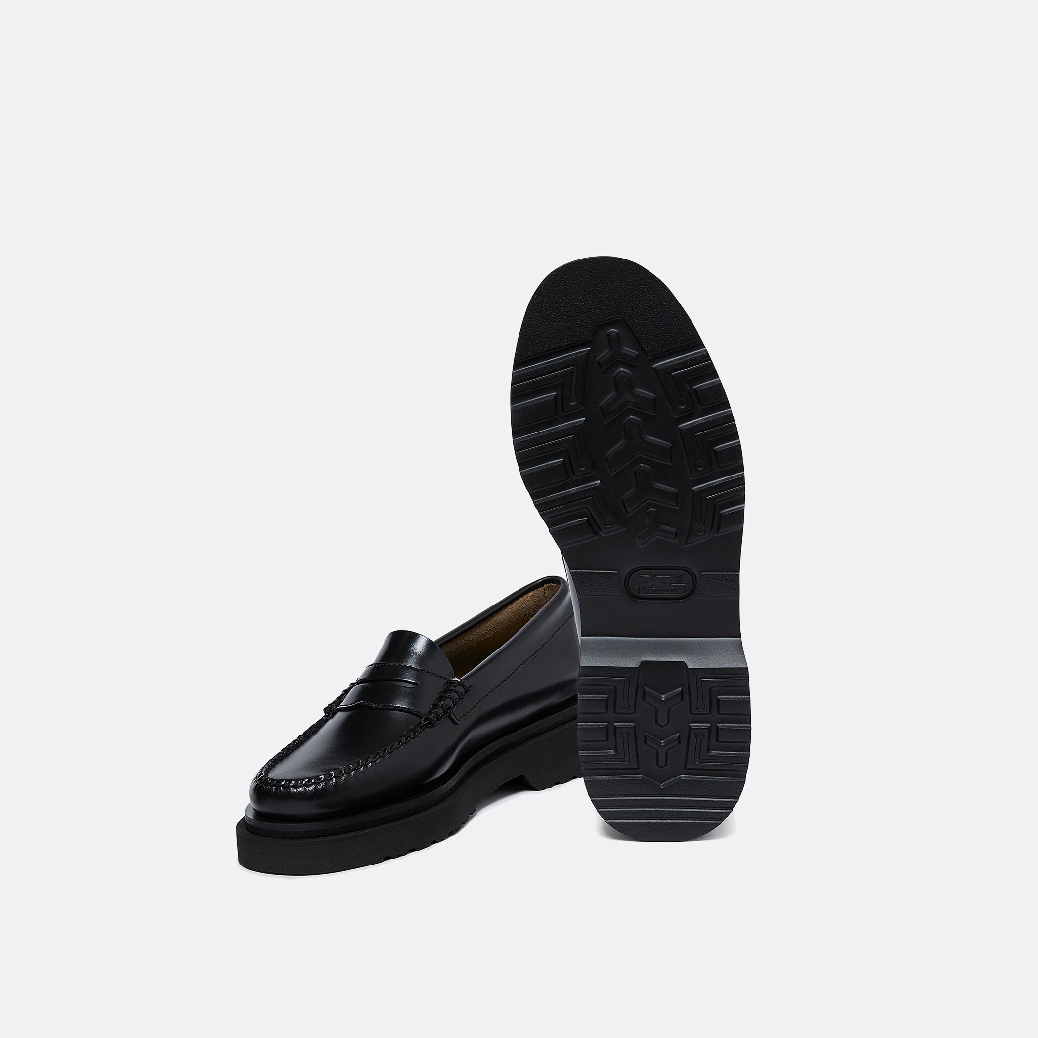 G.H Bass Weejuns Step Penny Loafers in Black Leather