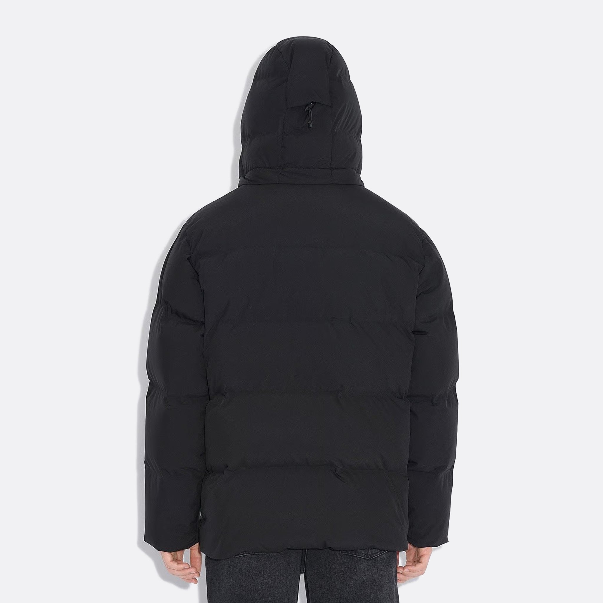Holzweiler Dovre Down Jacket in Black