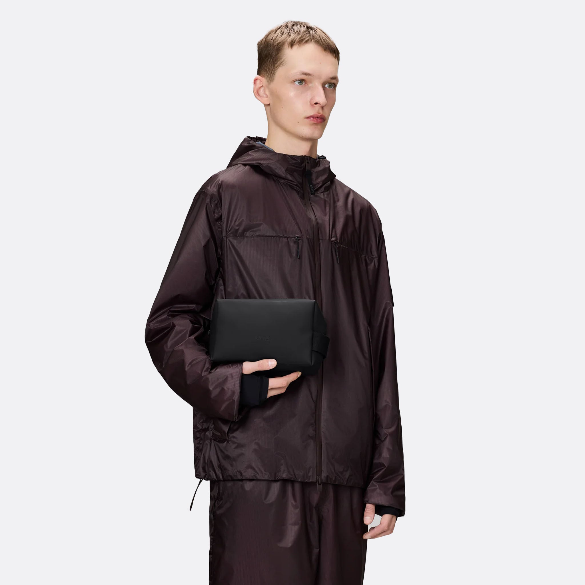 RAINS The Wash Bag Small in Black