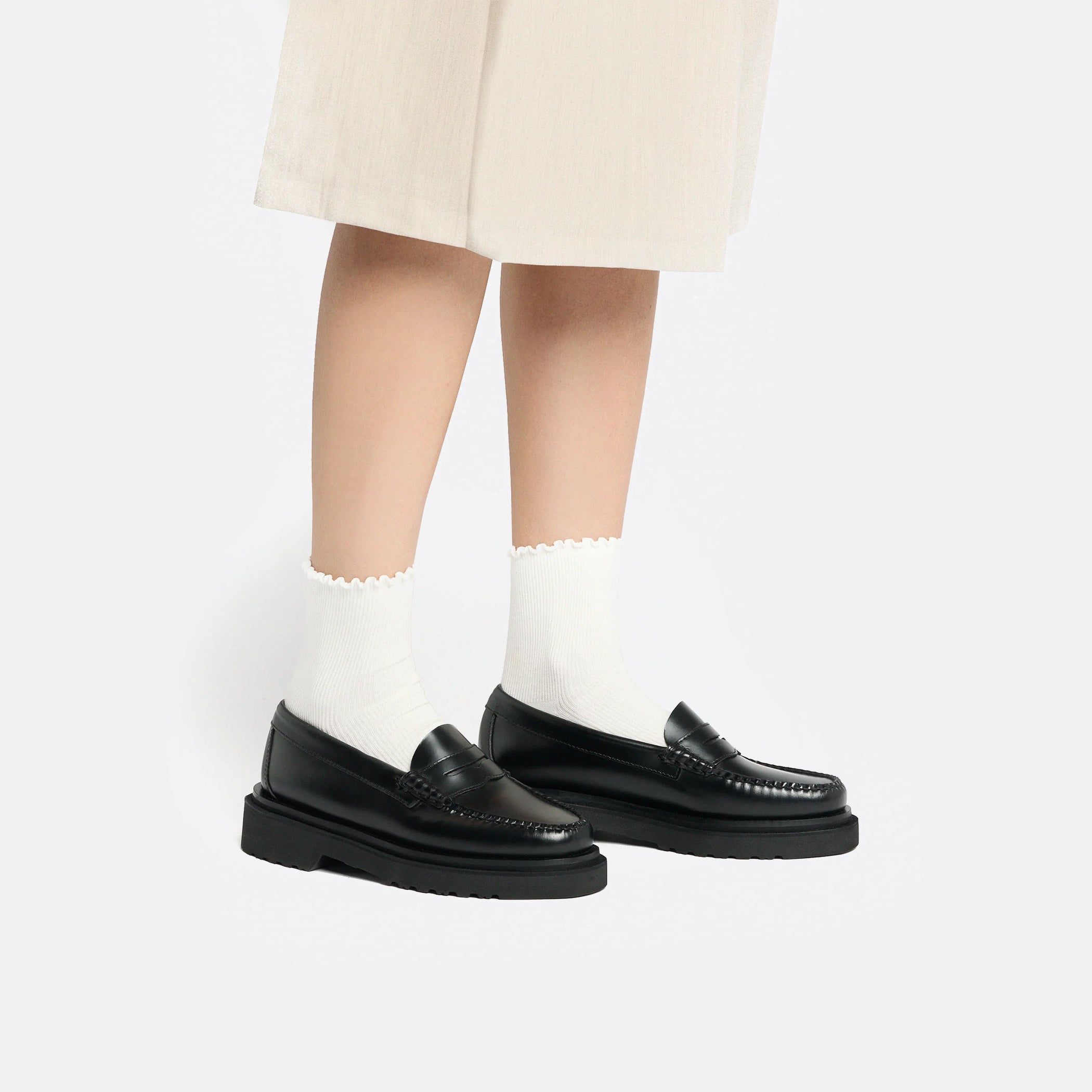 G.H Bass Weejuns Step Penny Loafers in Black Leather