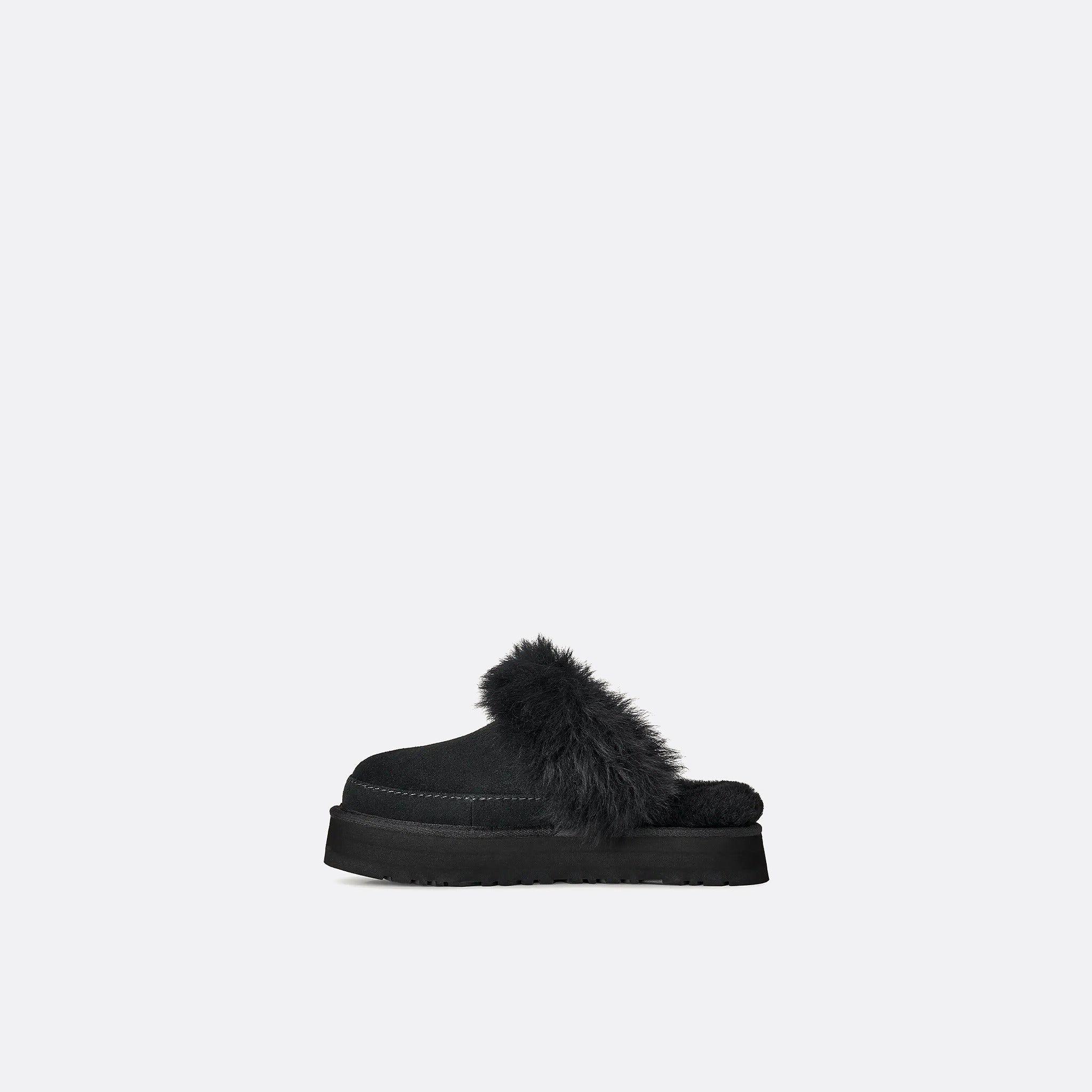 The Disquette Chalet Slipper from UGG in Black