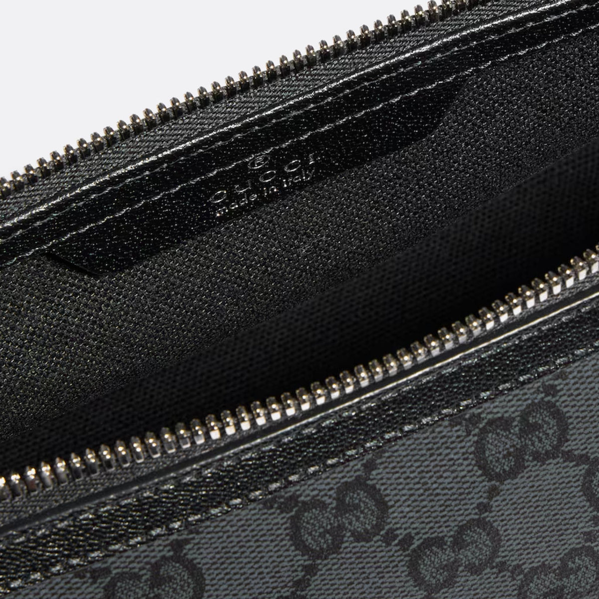 Essence Classic Small Toiletry Case from Gucci
