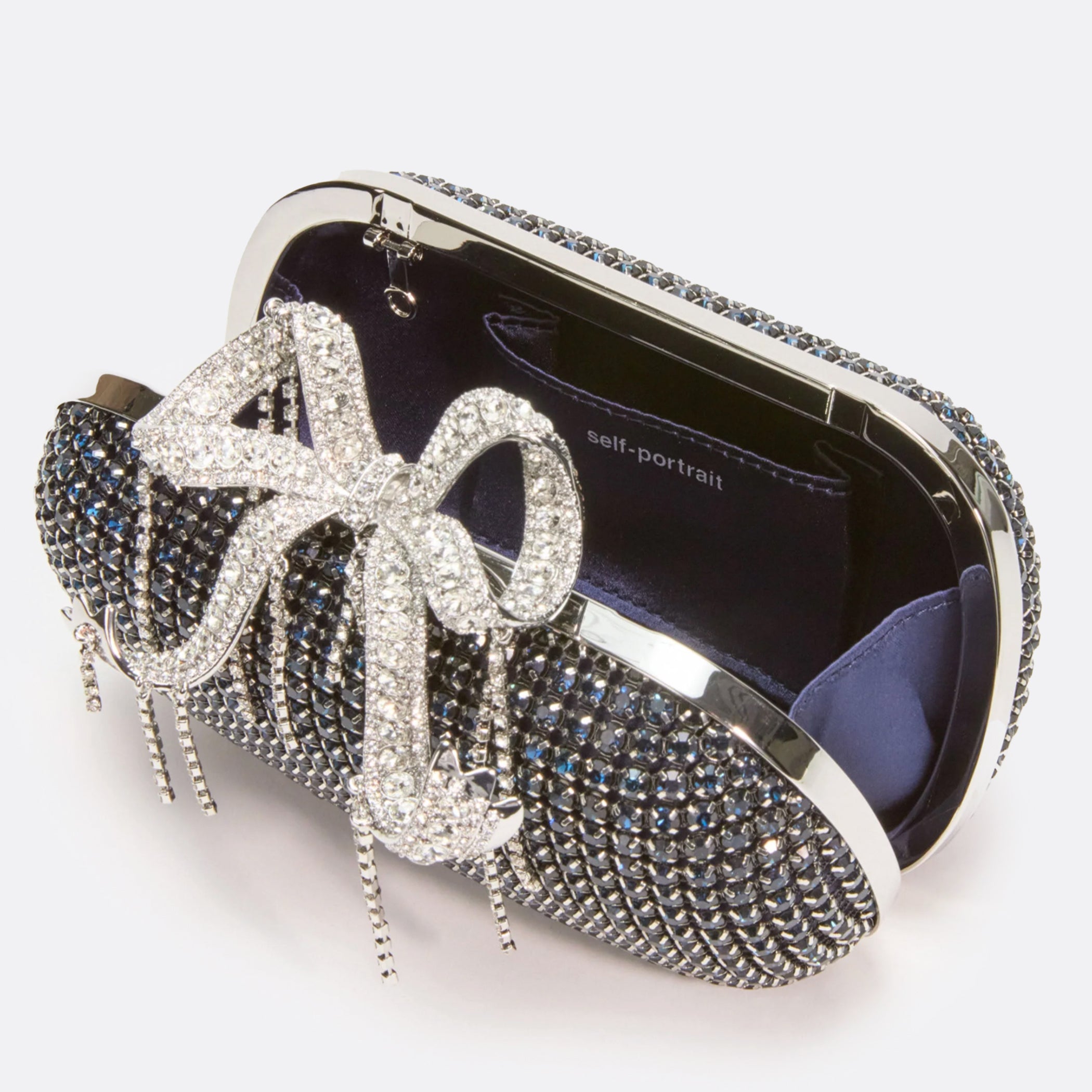 SELF-PORTRAIT_ELLIS-ROSCH__Chainmail Clutch