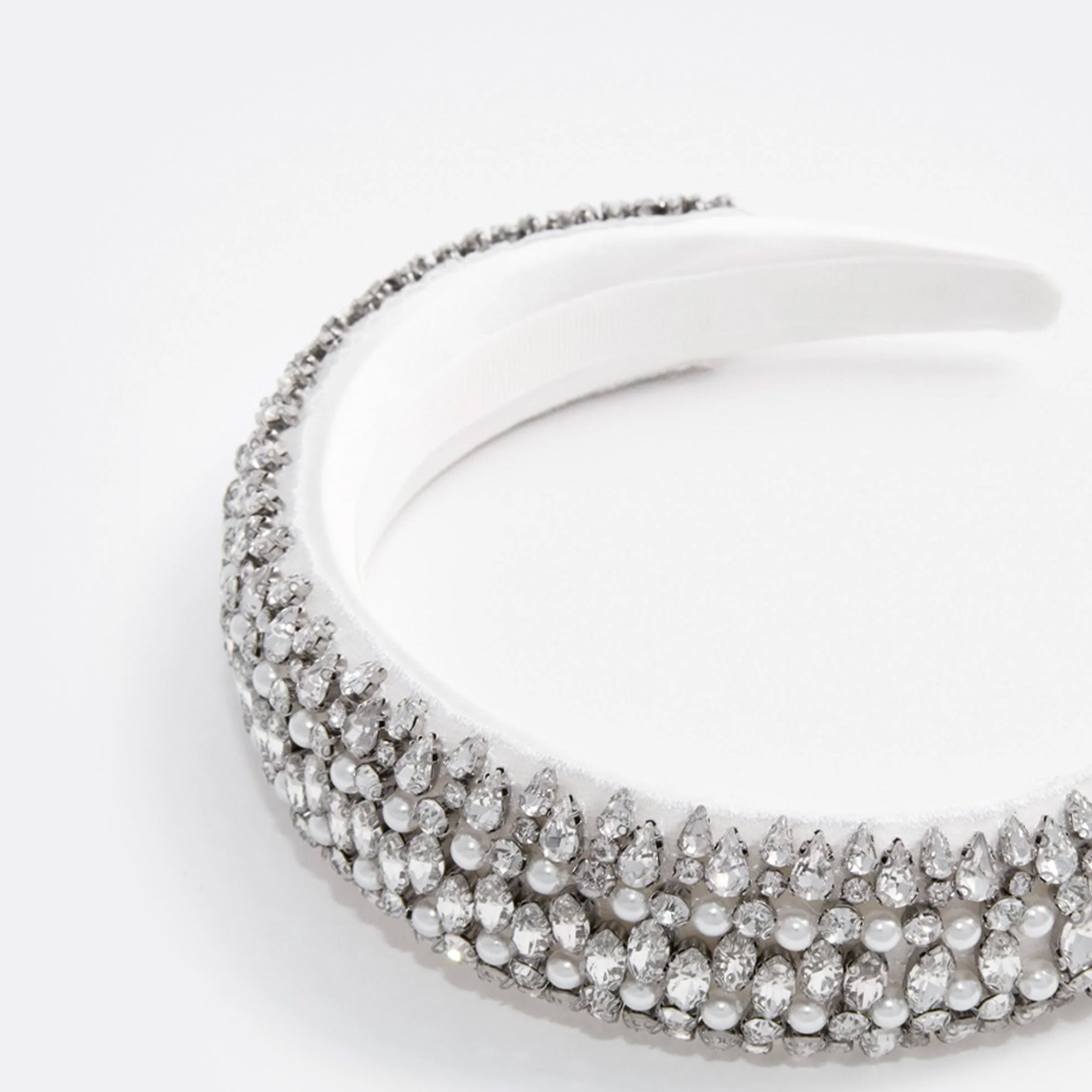 SELF-PORTRAIT_ELLIS-ROSCH_Pearl Crystal Headband
