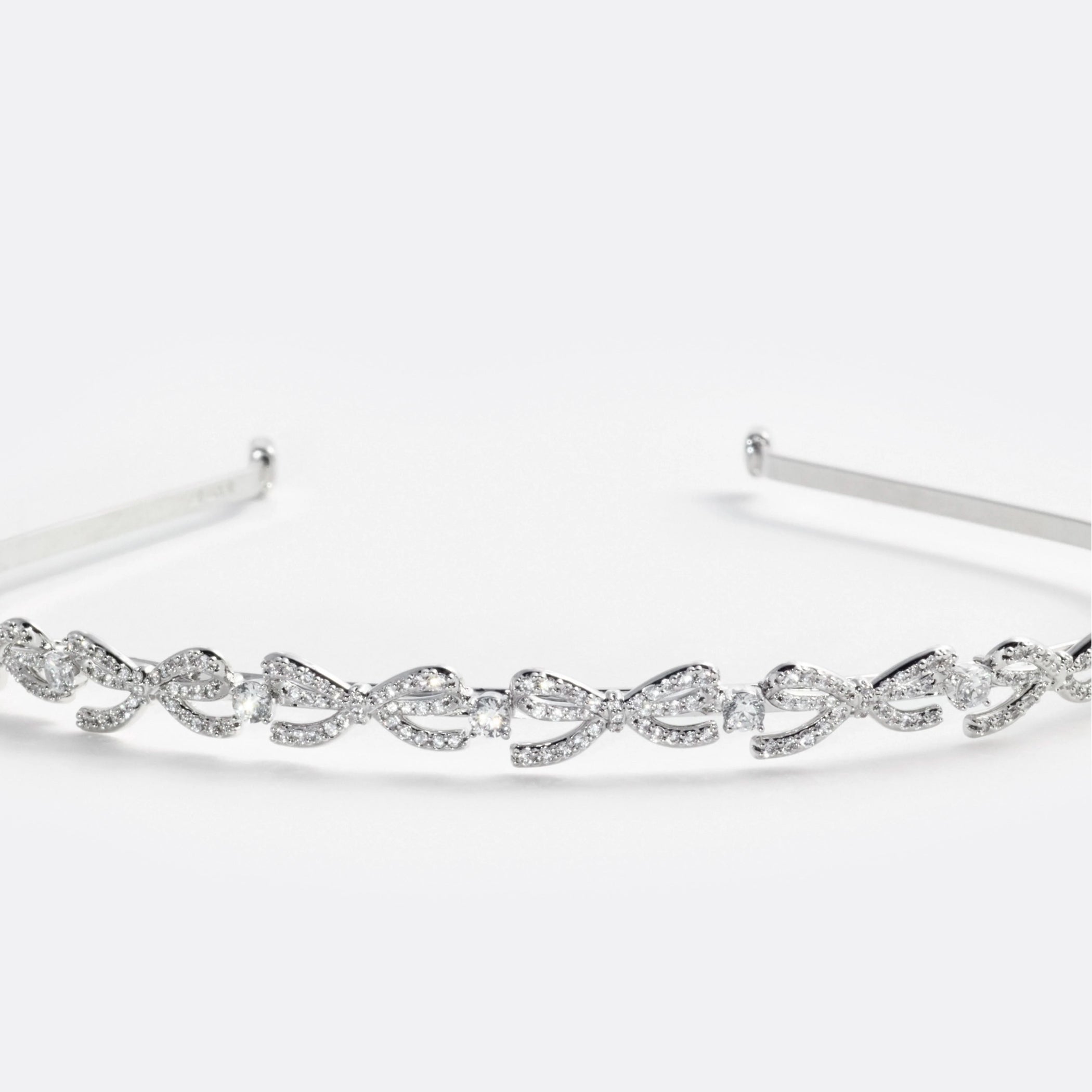 SELF-PORTRAIT_ELLIS-ROSCH_Crystal Bow Headband