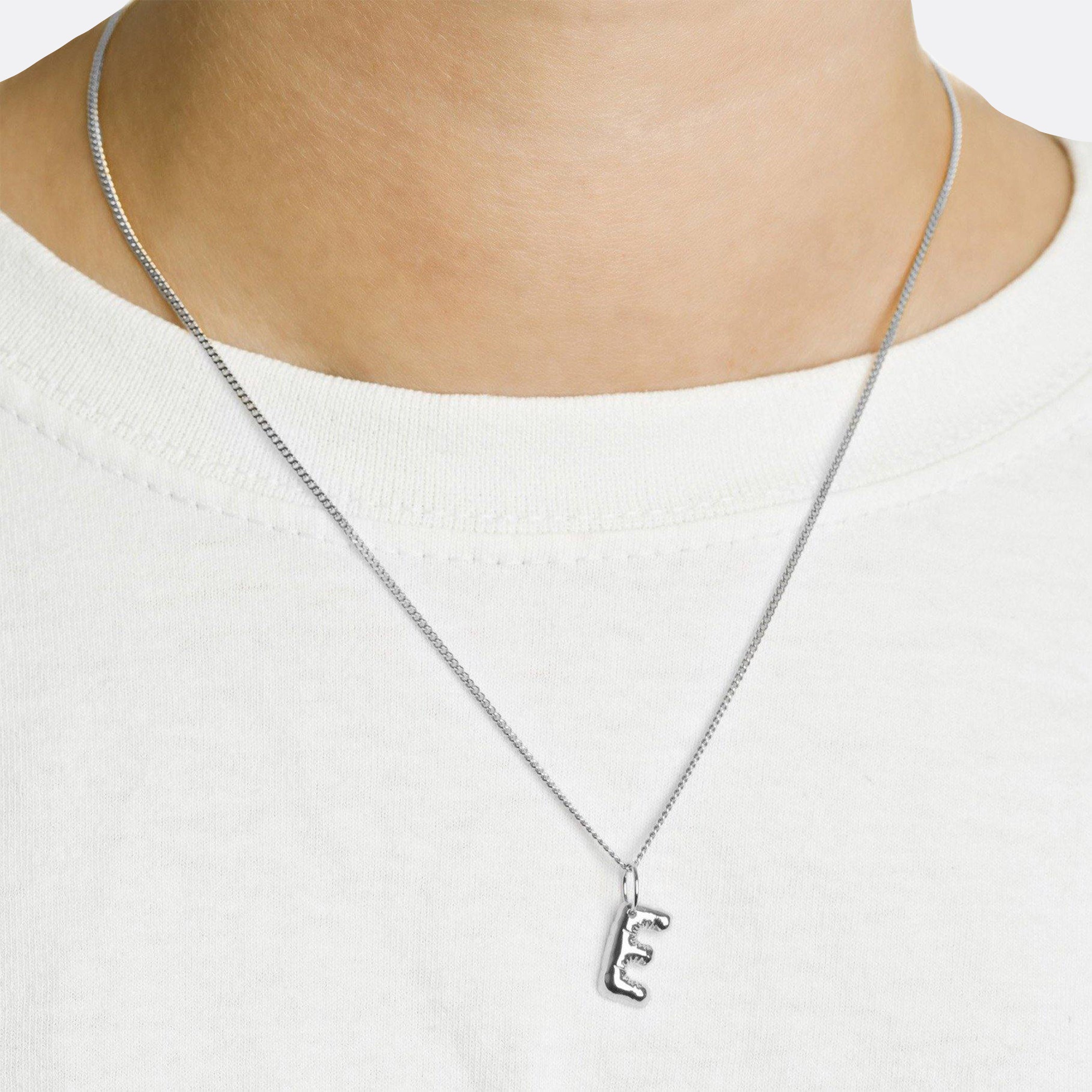 Vibe-Harslof-ELLIS-ROSCH_E-Pendant